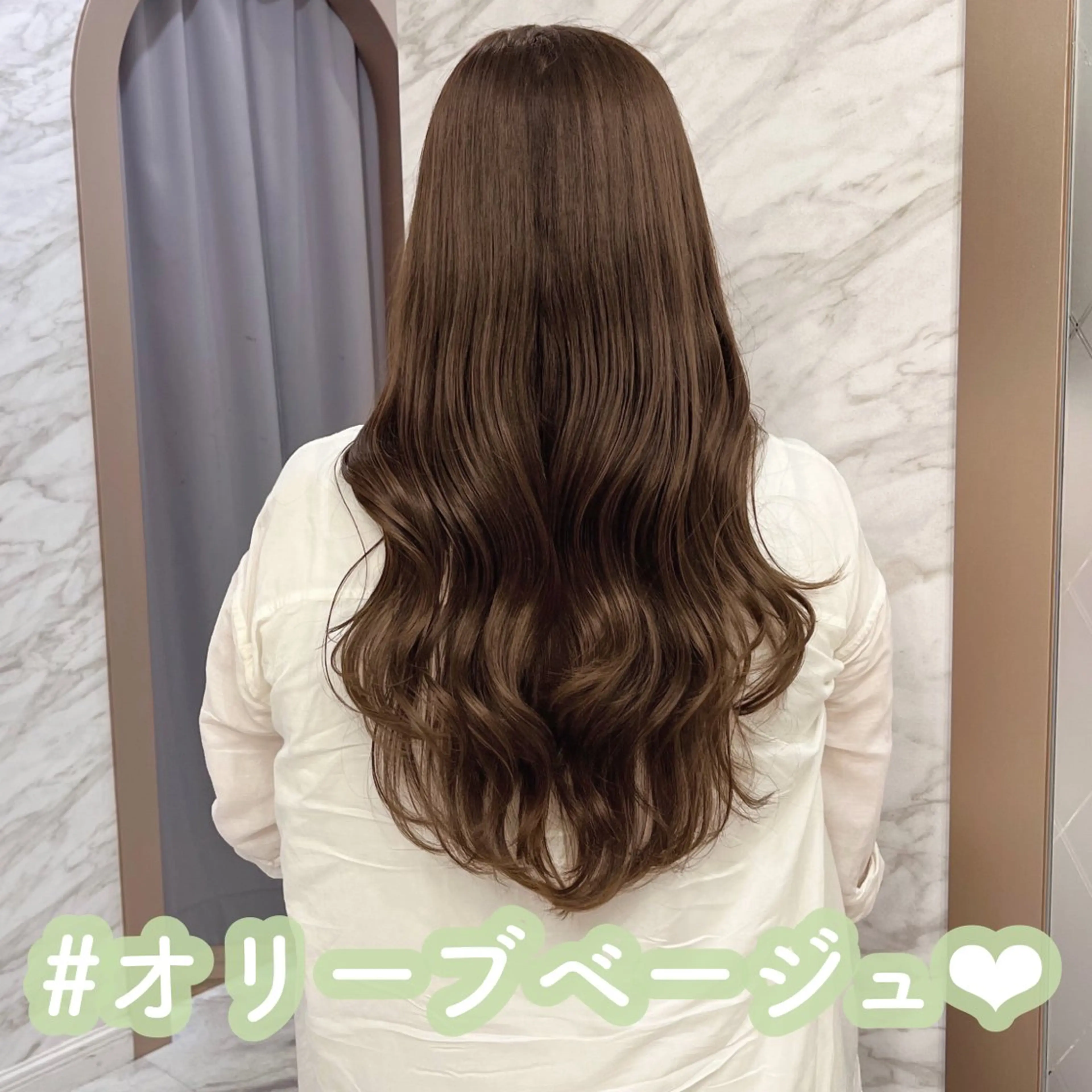 ロング カラー ヘアアレンジ ベージュカラー オリーブベージュ 韓国風ヘア カット ヘアカラー トリートメント ヘアセット 前髪/ 顔周り/とばみかのヘアスタイル