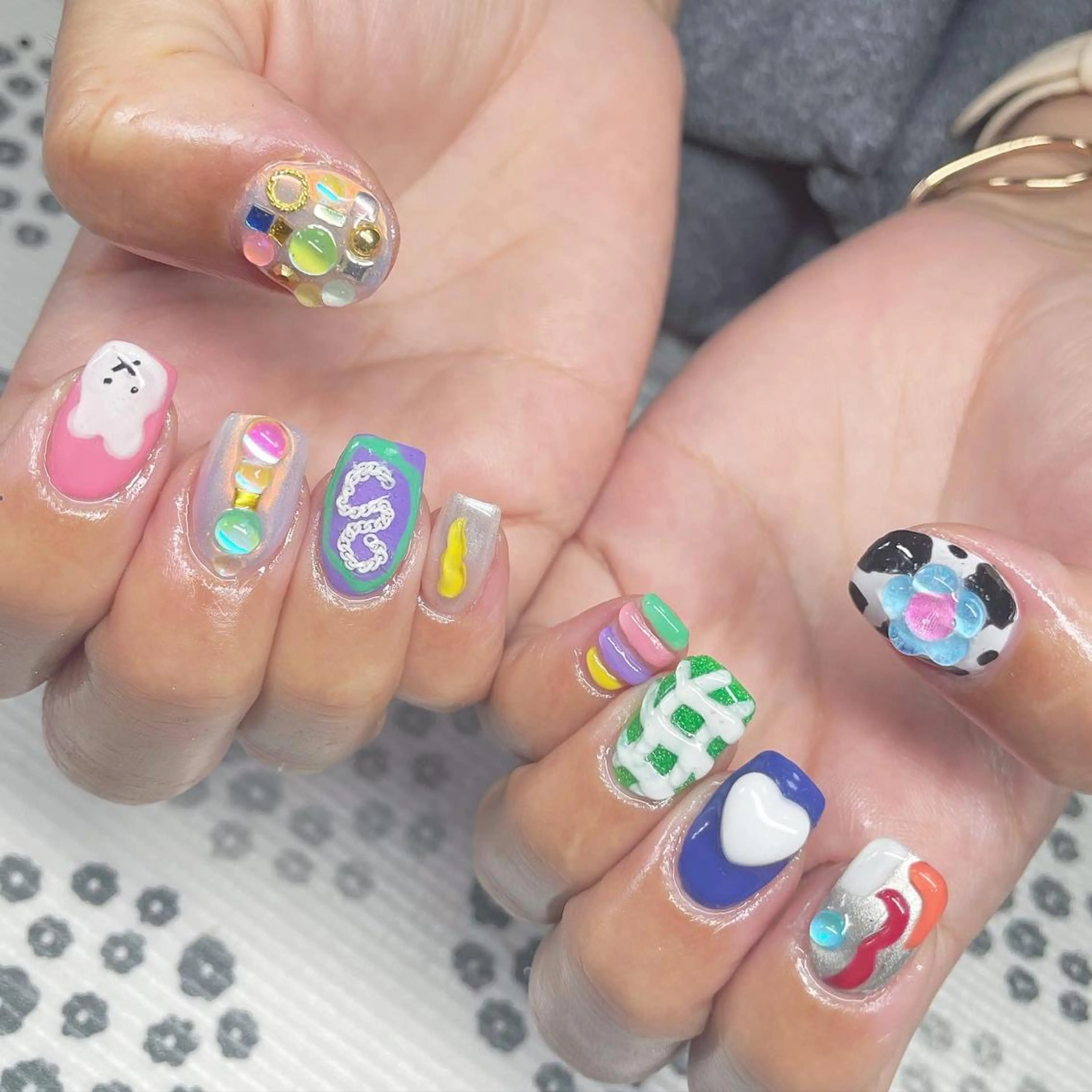 ネイル 加瀬 アンジェリーのネイルデザイン