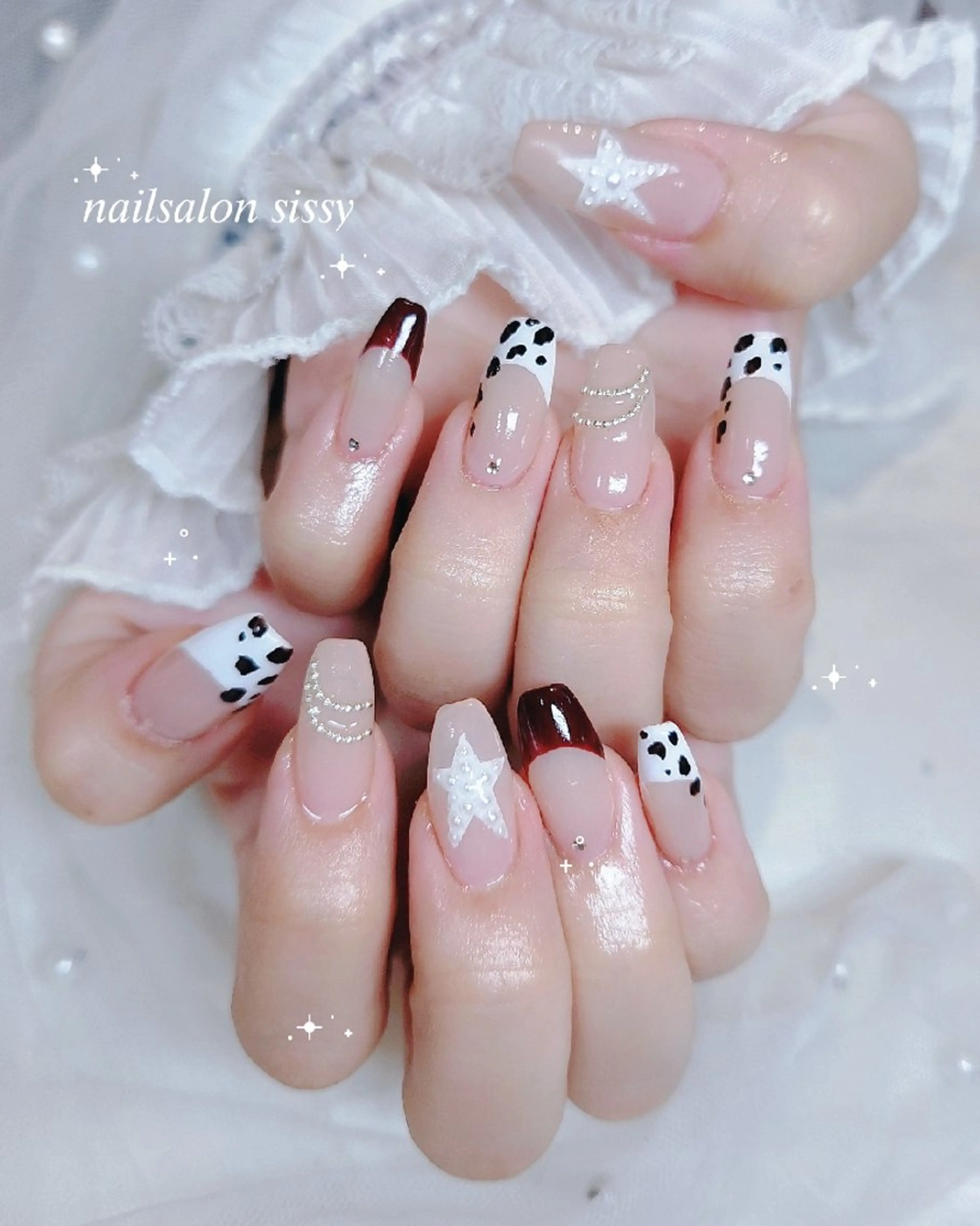 ネイル フレンチネイル 冬ネイル ハンドネイル nailsalon sissy所属・sissy hatsuneのネイルデザイン