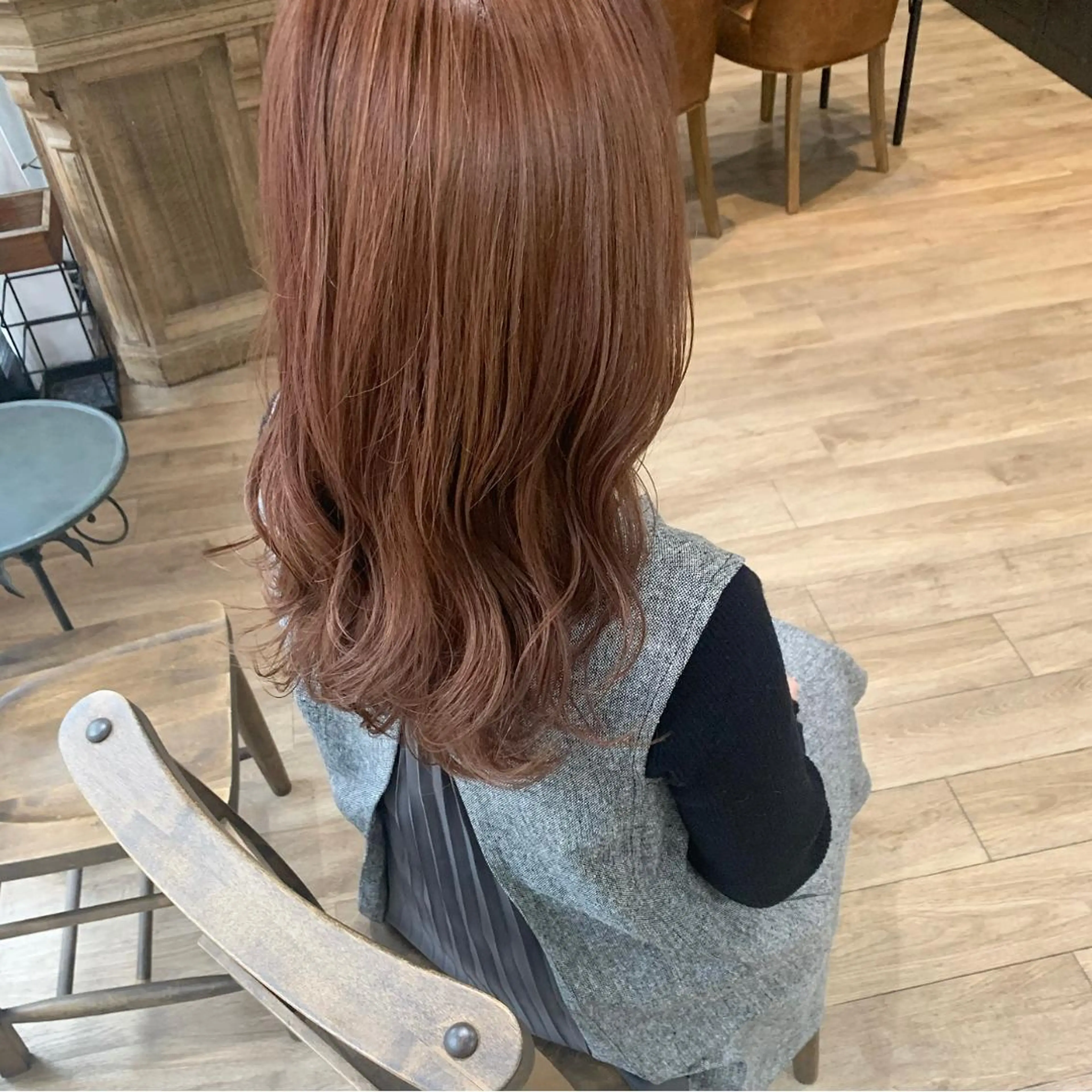 ロング カラー ベージュカラー ピンクカラー ピンクベージュ いけだ　ひかり ハイライトくびれヘアのヘアスタイル