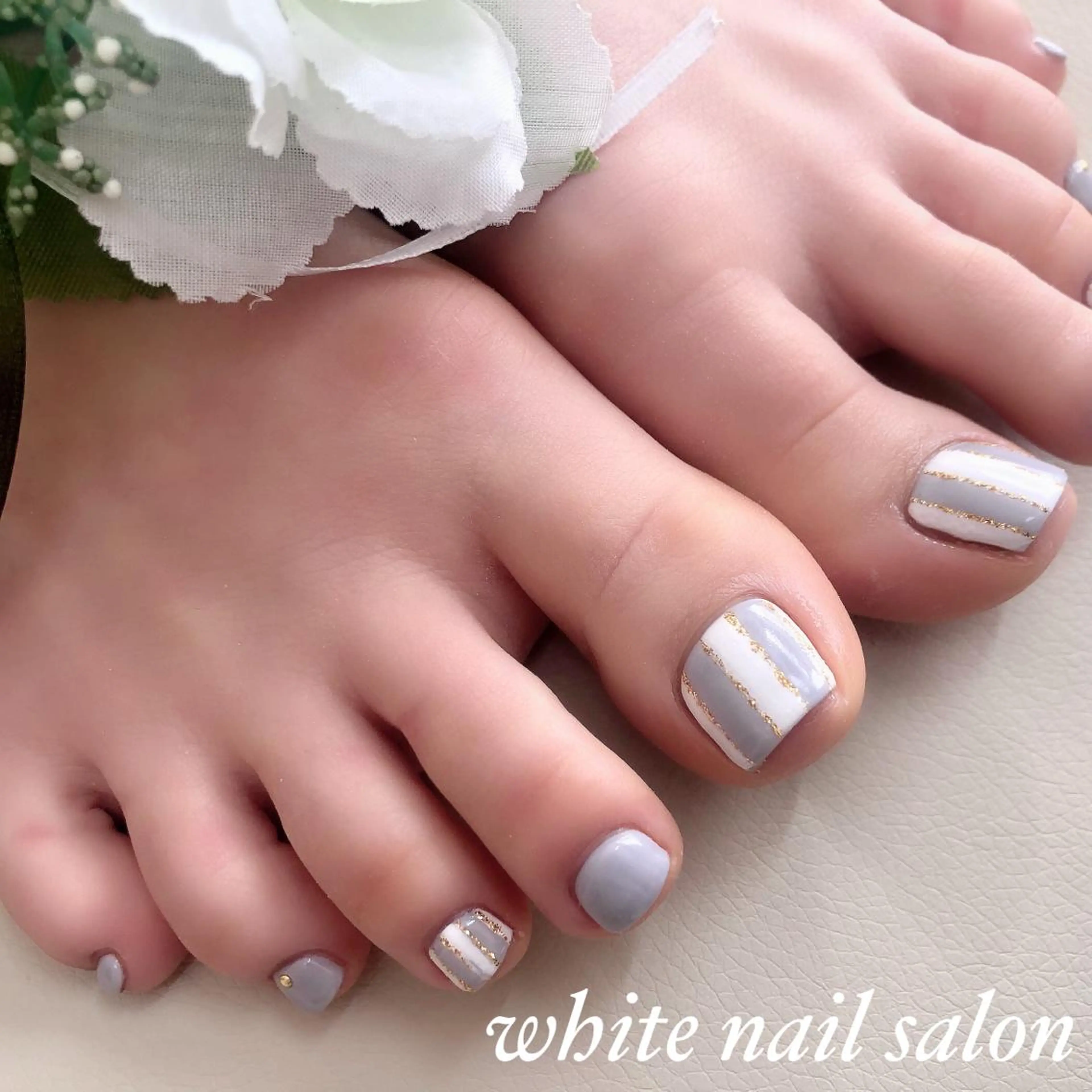 ネイル アートネイル フットネイル フレンチネイル ジェルネイル ハードジェル フットネイル white nail salonのネイルデザイン