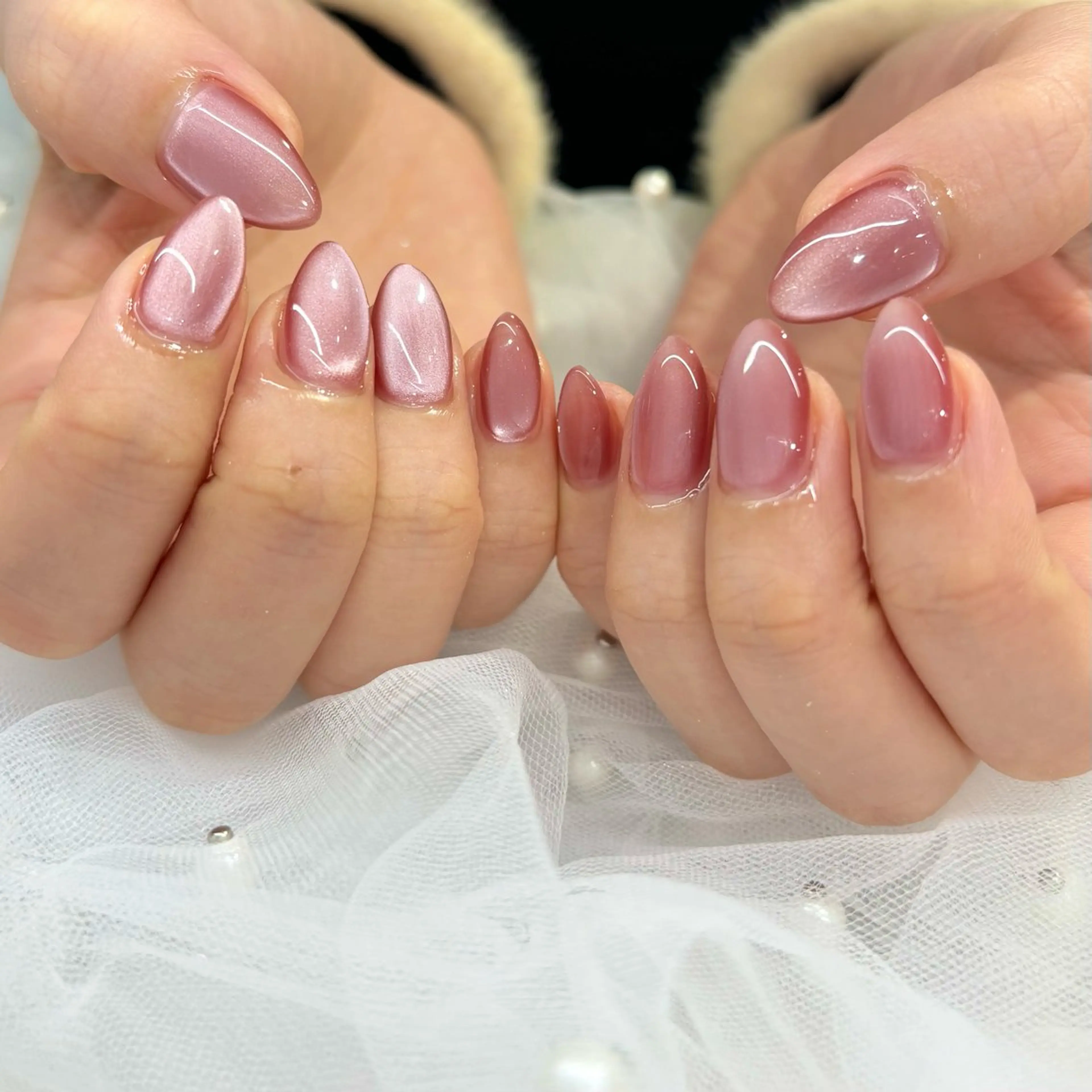 ネイル 氷ネイル・うるうるネイル ピンク ハンドネイル 荒巻 めいのネイルデザイン