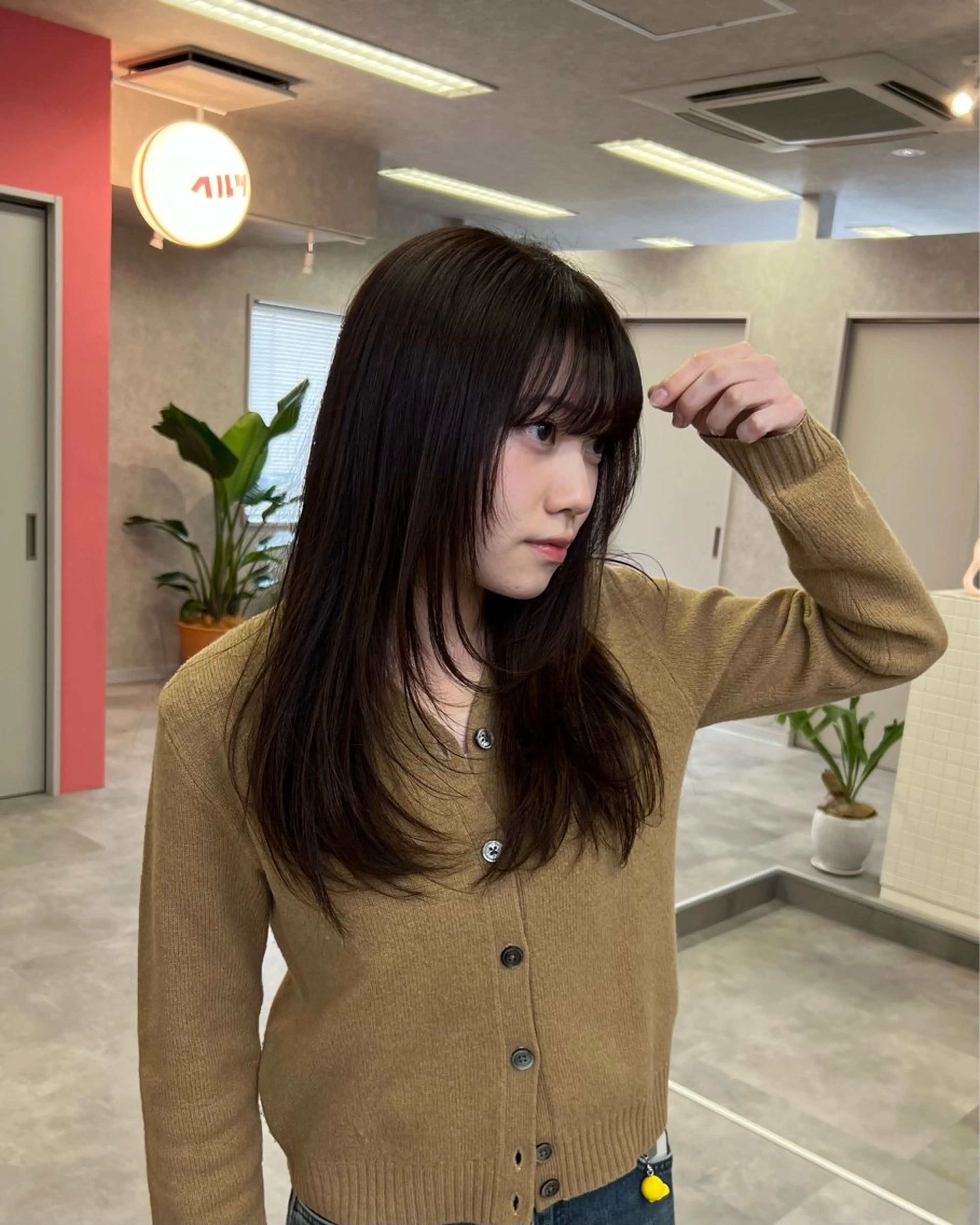 セミロング Hz/金子 亮/レイヤーカットのヘアスタイル