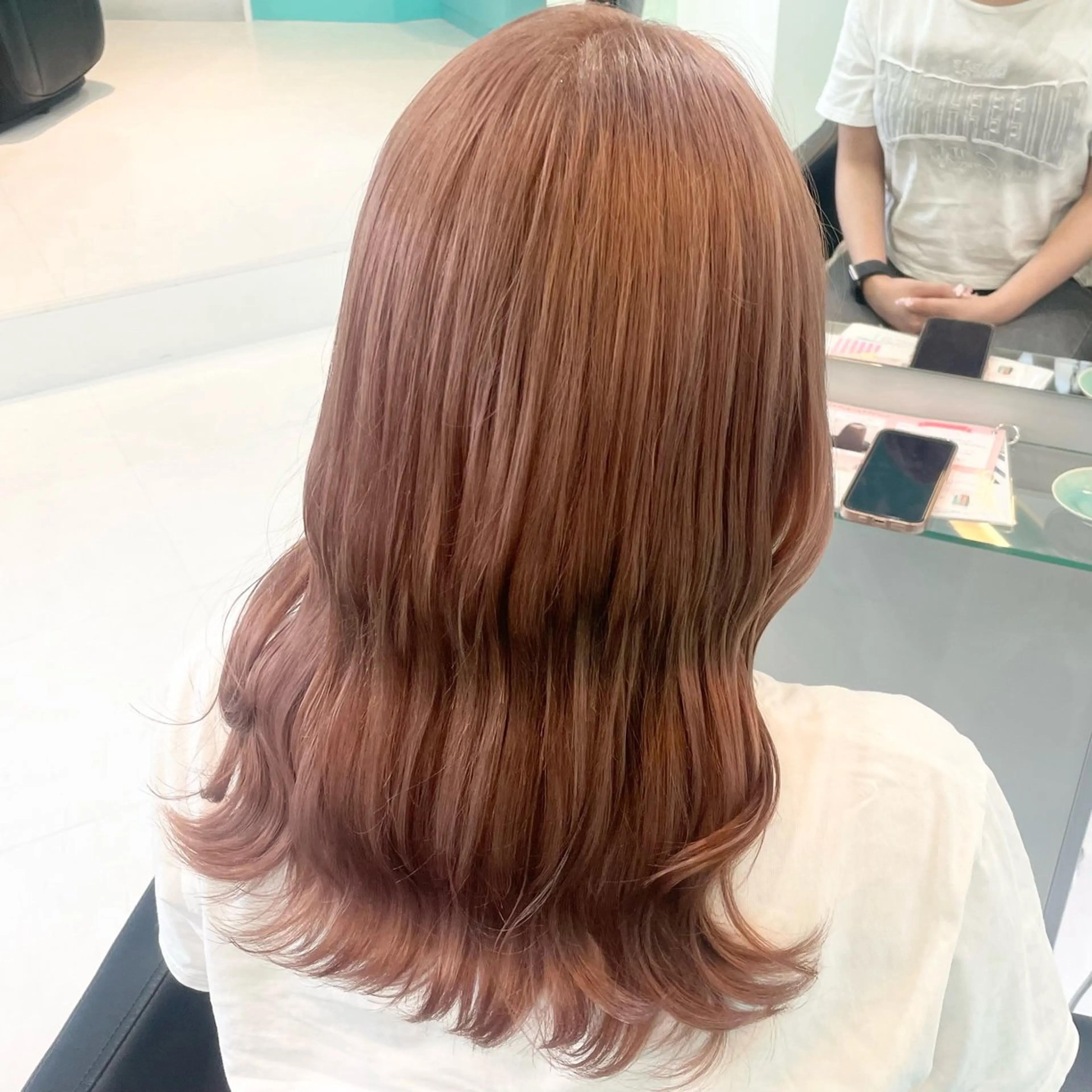 セミロング カラー ベージュカラー ピンクカラー ピンクベージュ Natsuki‎🤍 透明感×艶カラー🫧のヘアスタイル