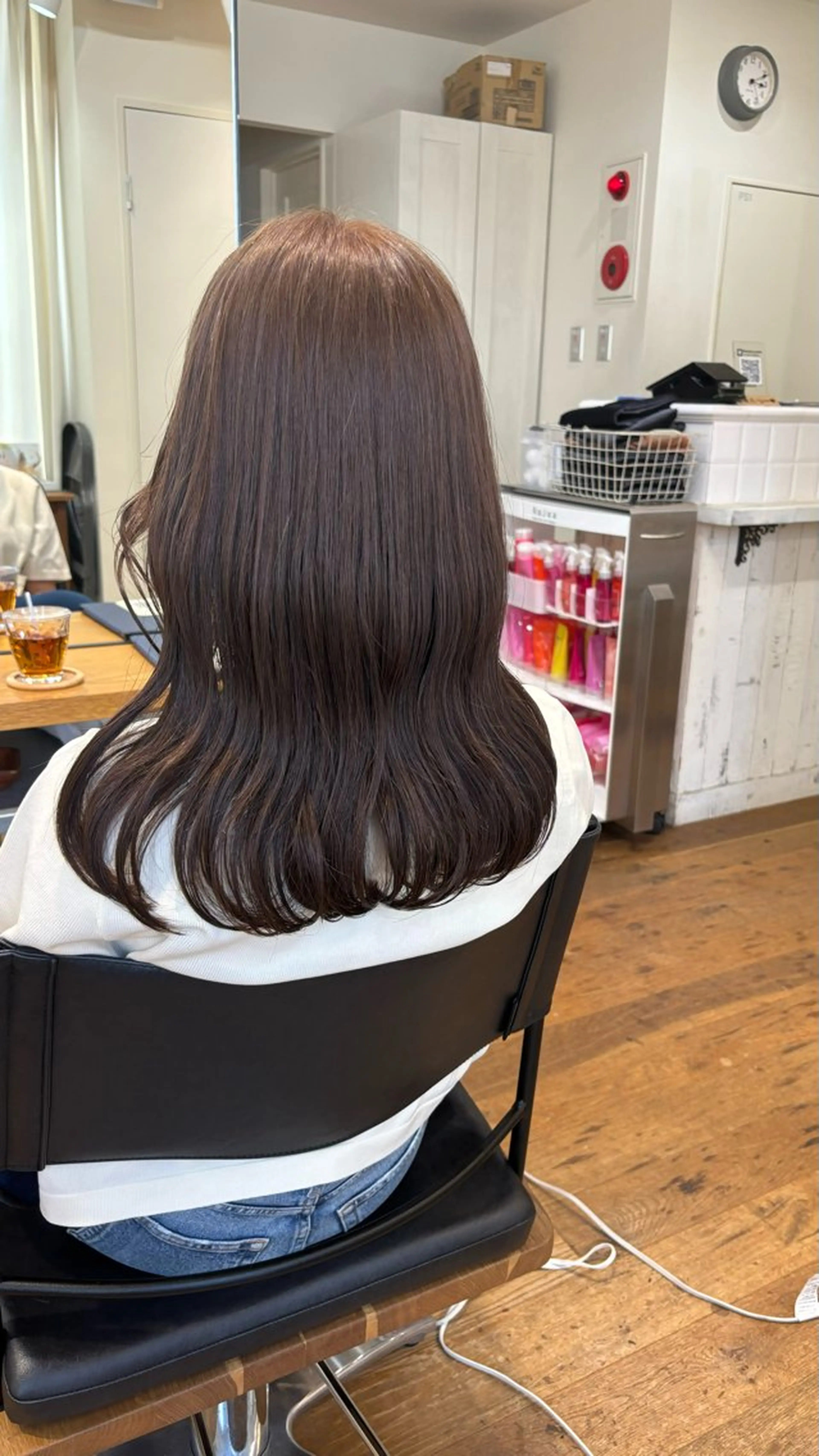 セミロング カラー グレージュ Rinon所属・沖 真琴のヘアスタイル