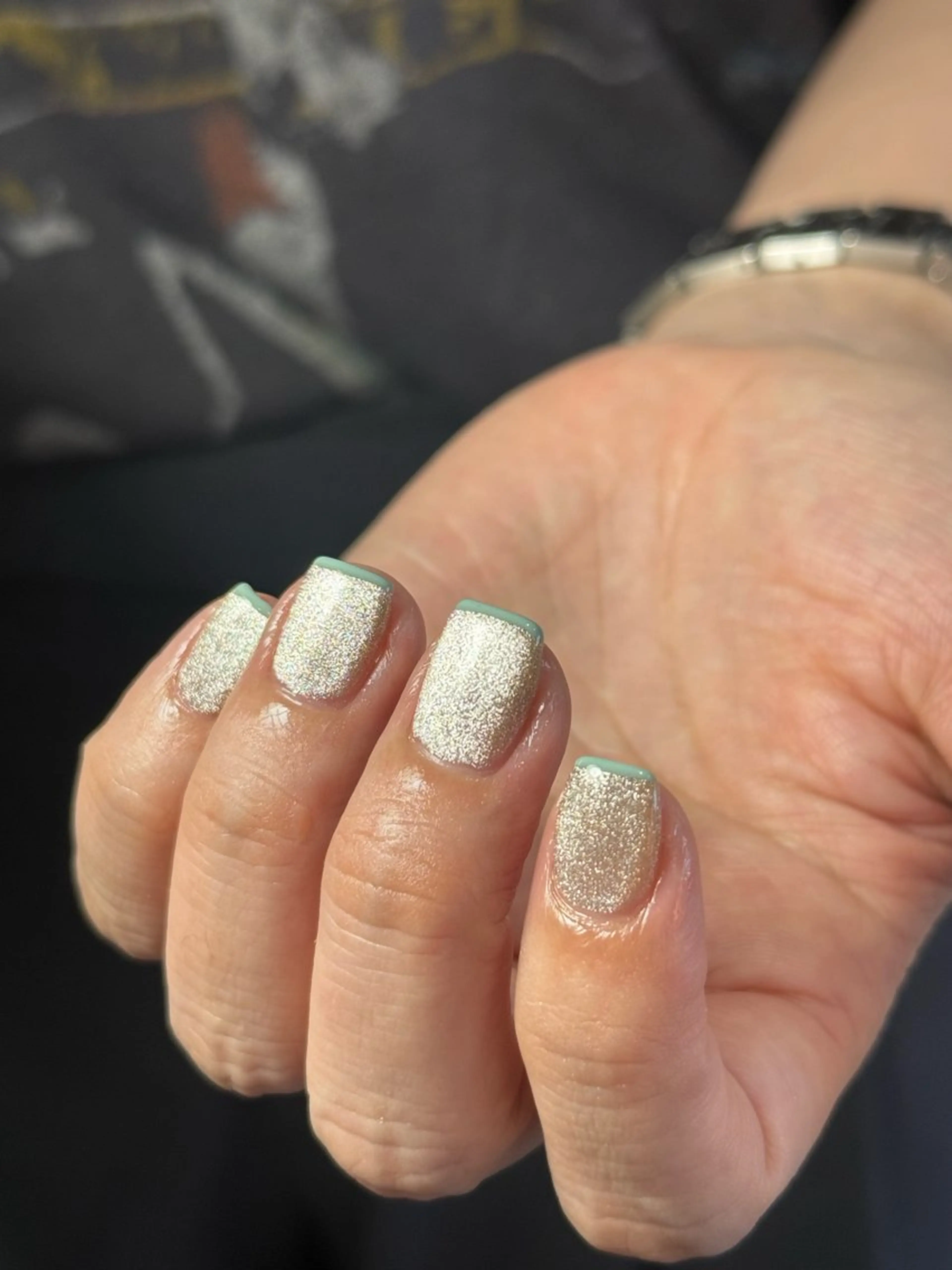 ネイル neouv所属・NEOUV_ mikuのネイルデザイン