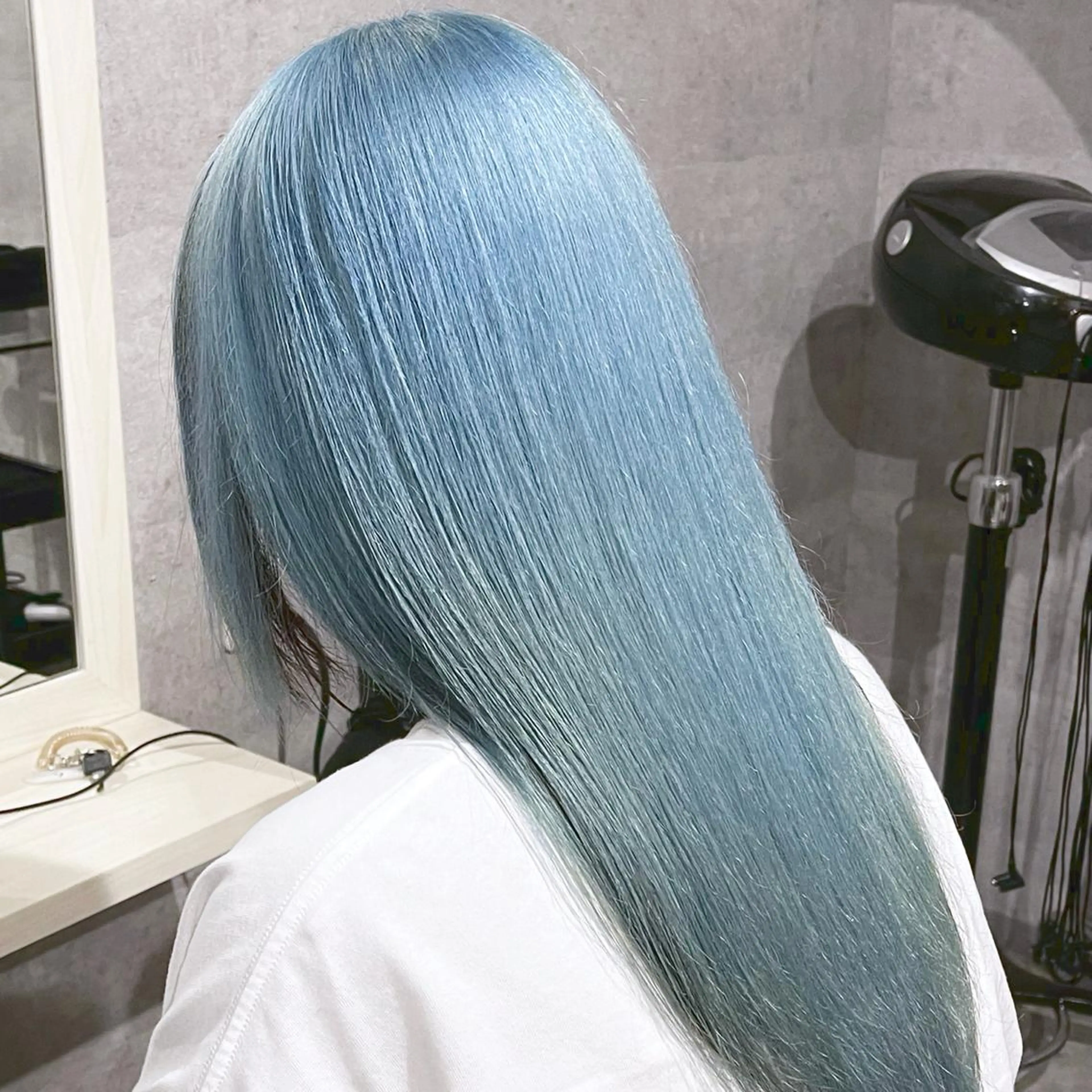 ロング Verite【ヴェリテ】所属・ダブルカラー/カット モデル🦋ヨッシーのヘアスタイル