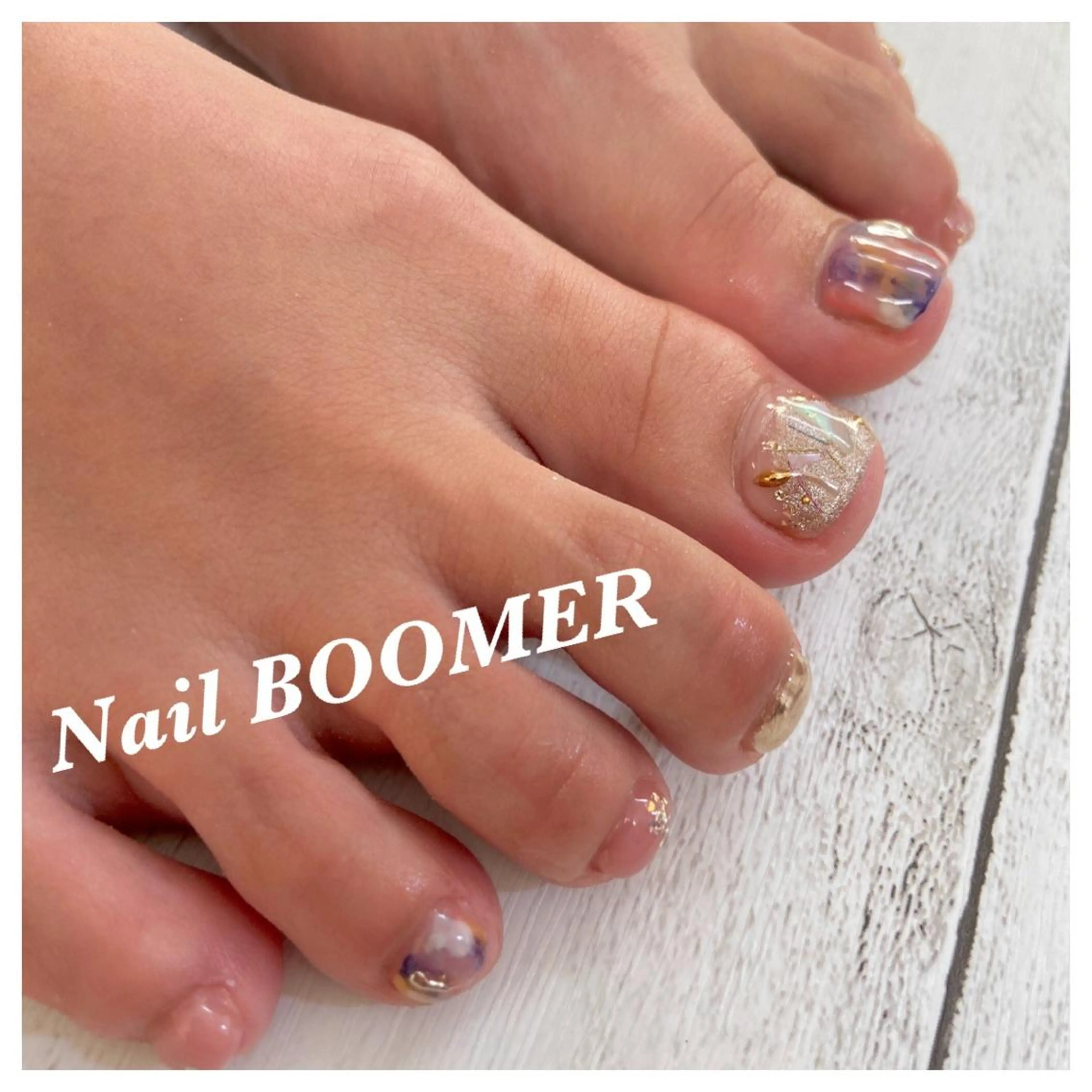 ネイル フットネイル ネイル ブーマーのネイルデザイン