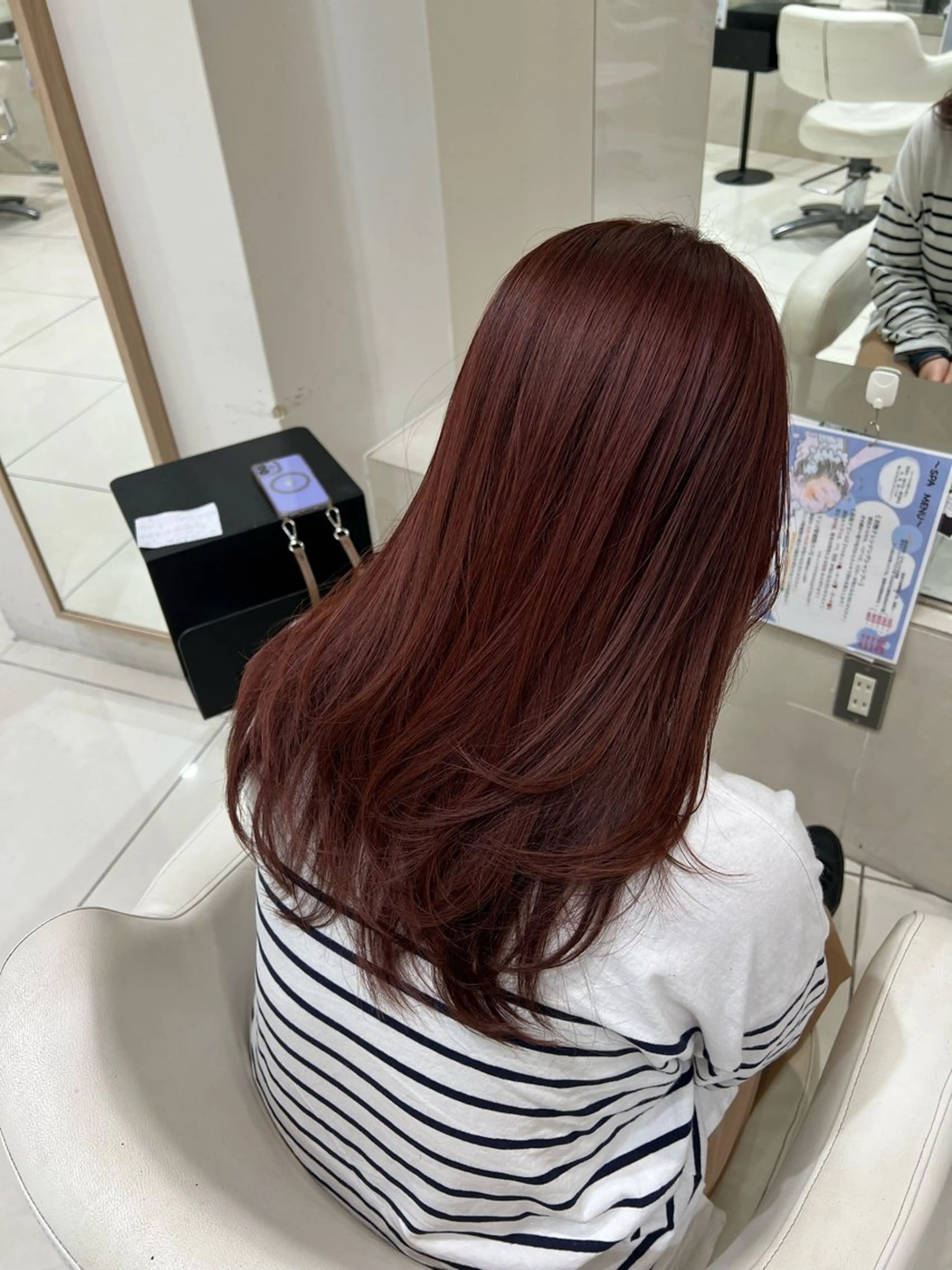 ロング ヘアカラー トリートメント ☃️顔周りレイヤー グレージュSHUTOのヘアスタイル