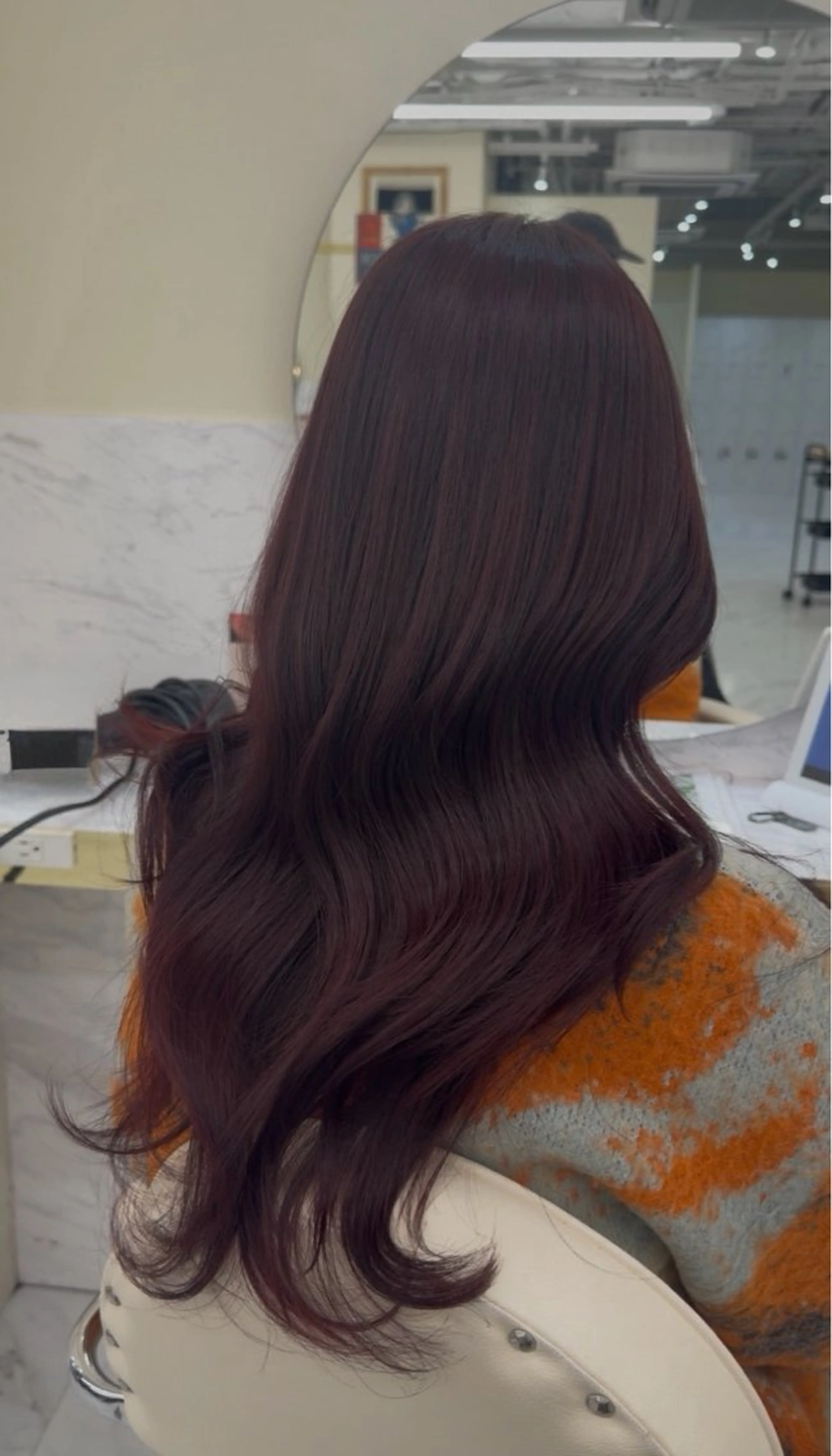 ロング カラー ケアカラー 透明感カラー ピンクカラー ローズカラー くびれヘア ヘアカラー aku💞韓国風🩷 ピンクカラー🎀🩷のヘアスタイル