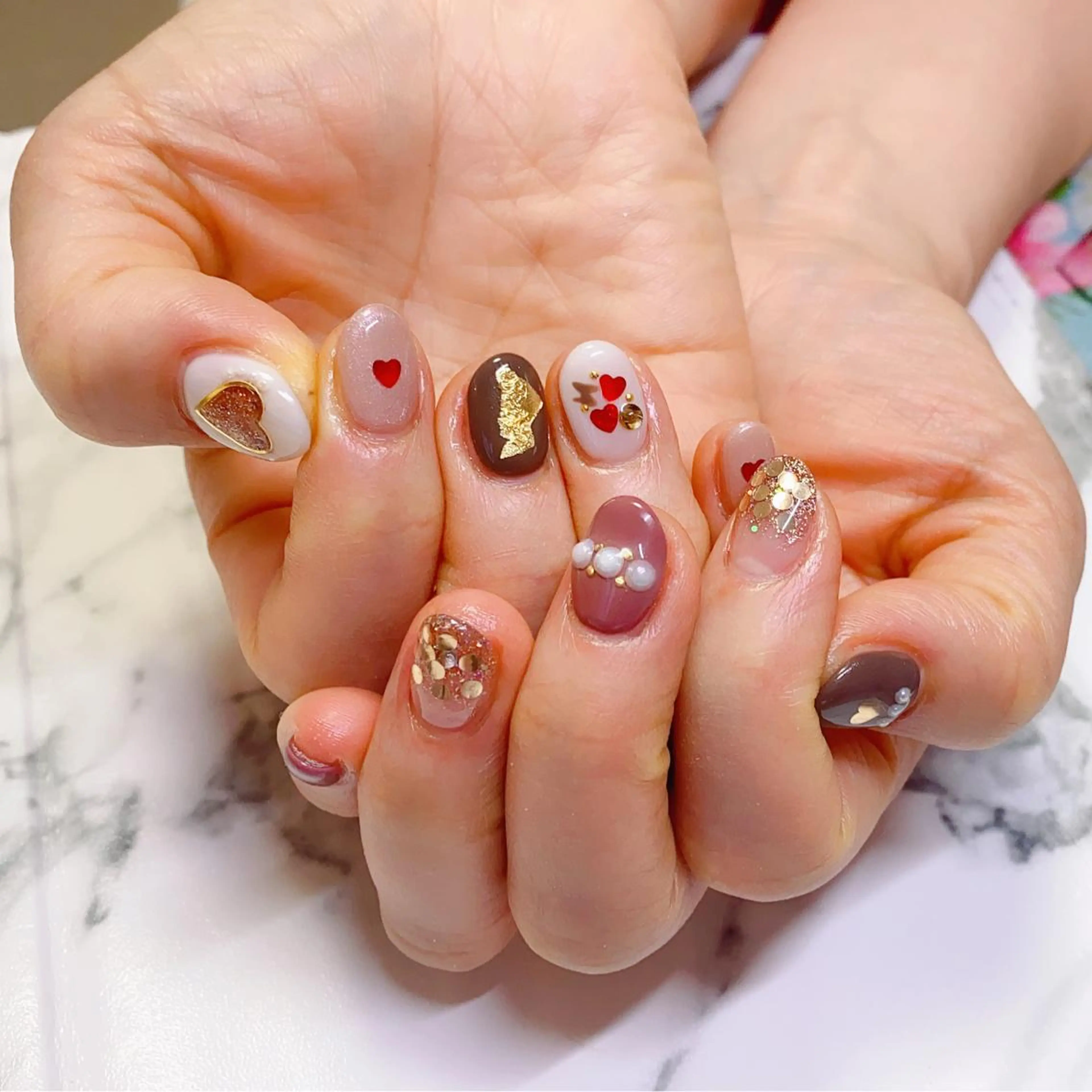 ロング カラー ネイル Q Free nailsのネイルデザイン