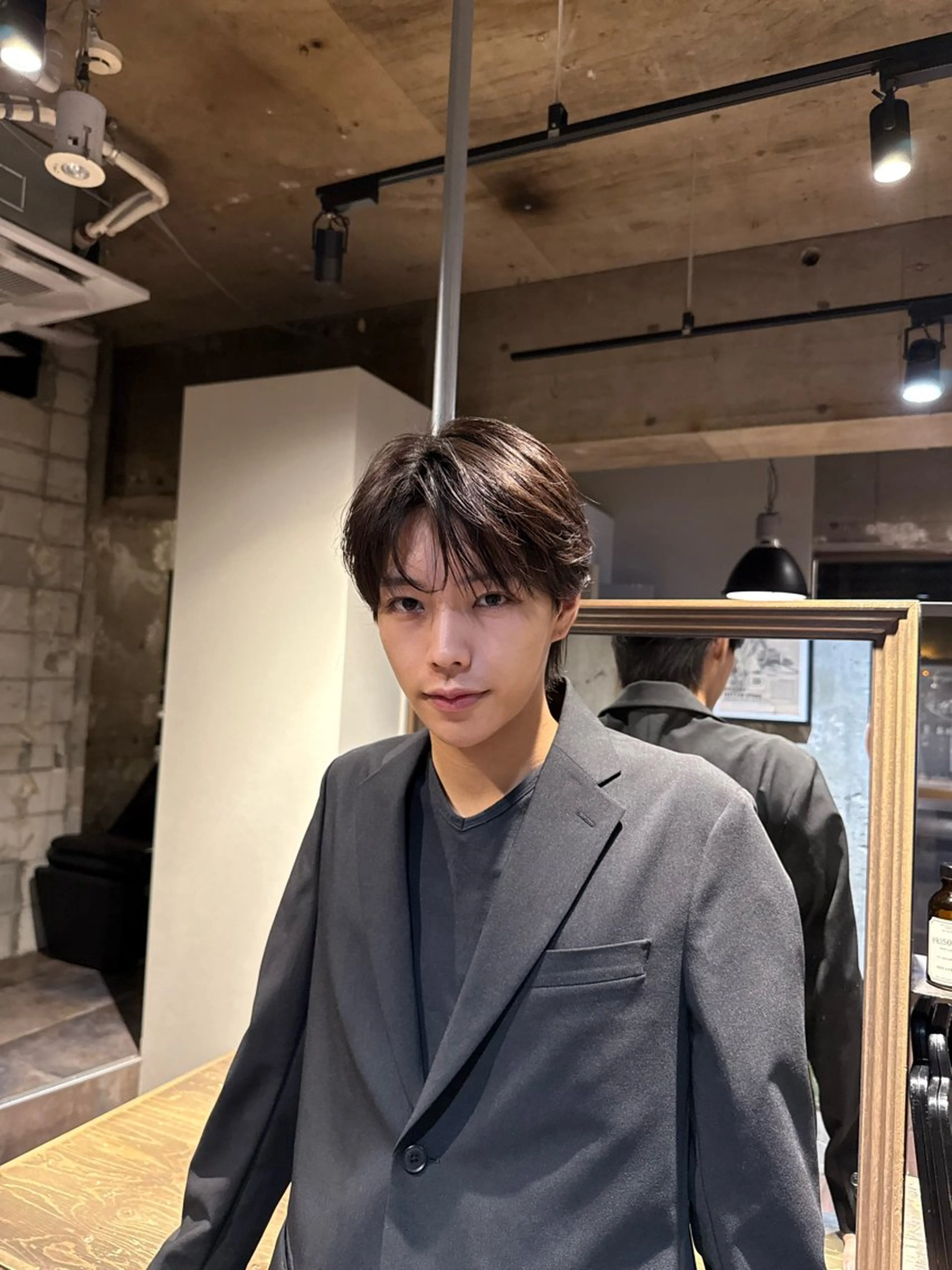 ショート パーマ メンズ センターパート ニュアンスパーマ カット パーマ 縮毛矯正 メンズ/佐藤 恒輝のヘアスタイル