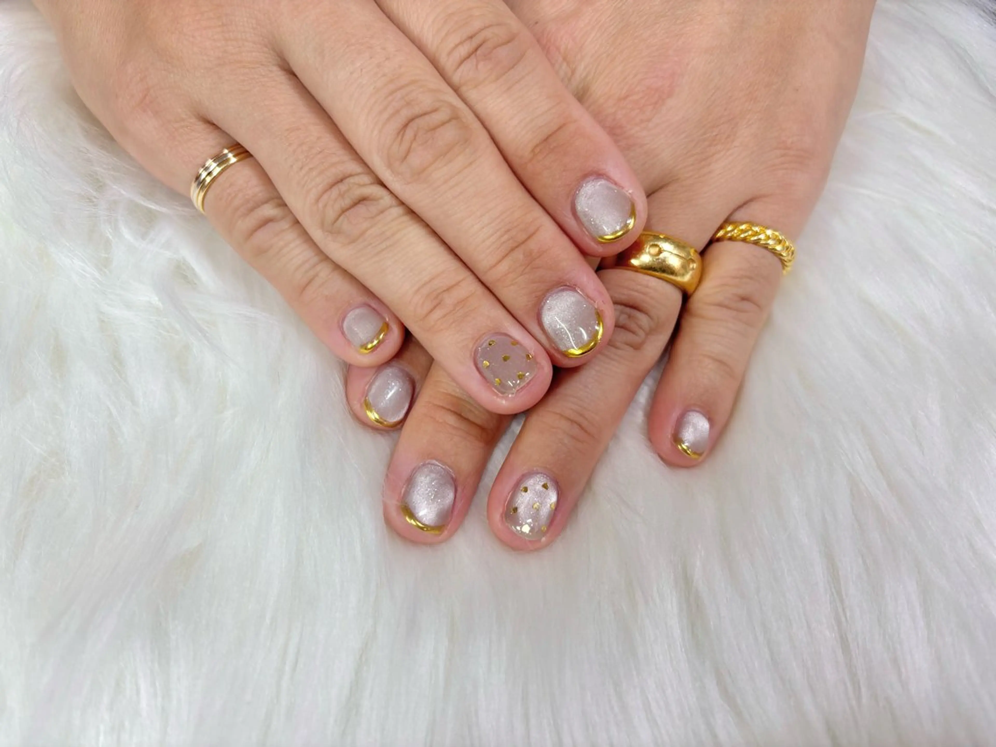 ネイル マグネットネイル ショートネイル Hübsch所属・Sakura Hのネイルデザイン