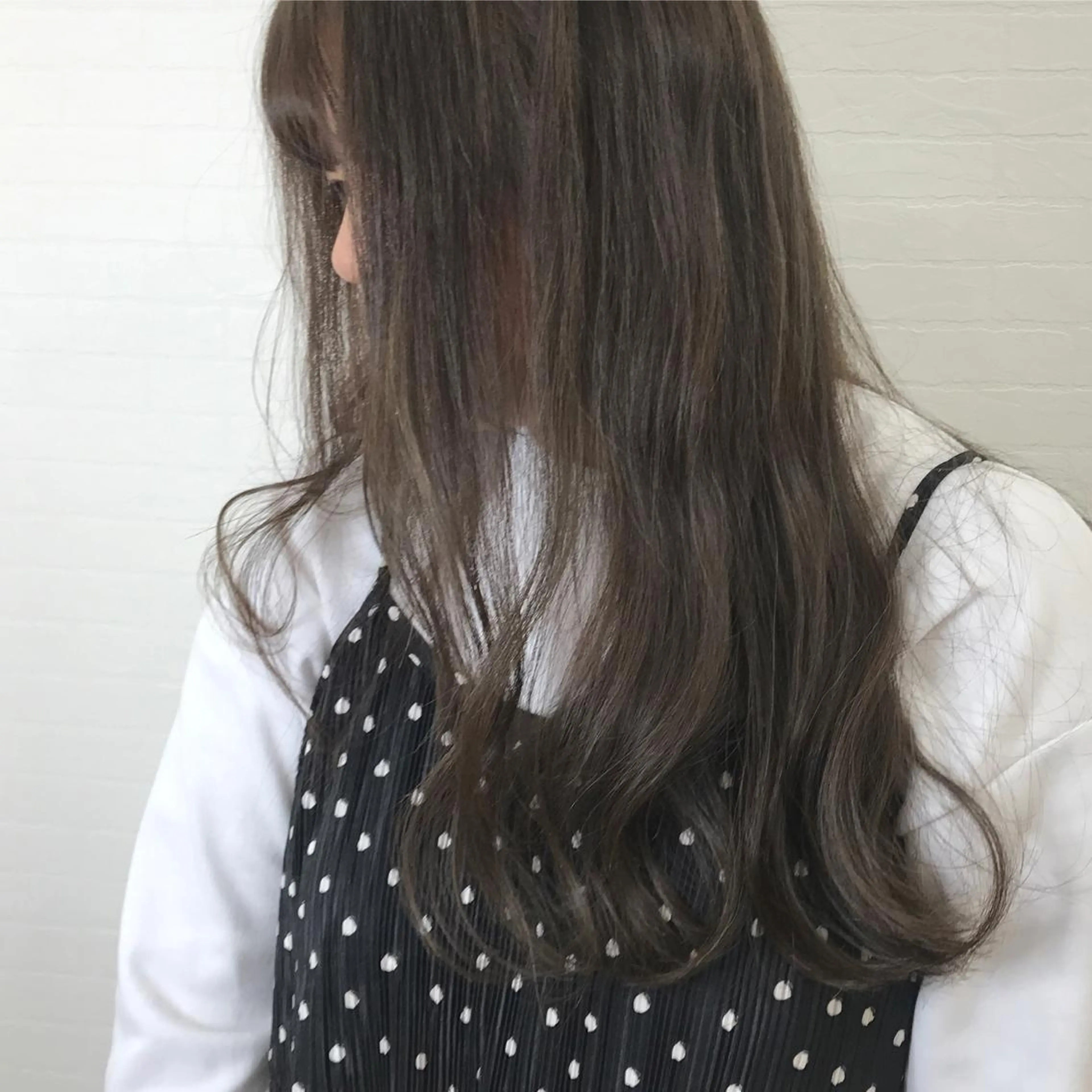 セミロング カラー イルミナカラー LEDマツエク/ アイブロウ/石原の眉毛・アイブロウイメージ