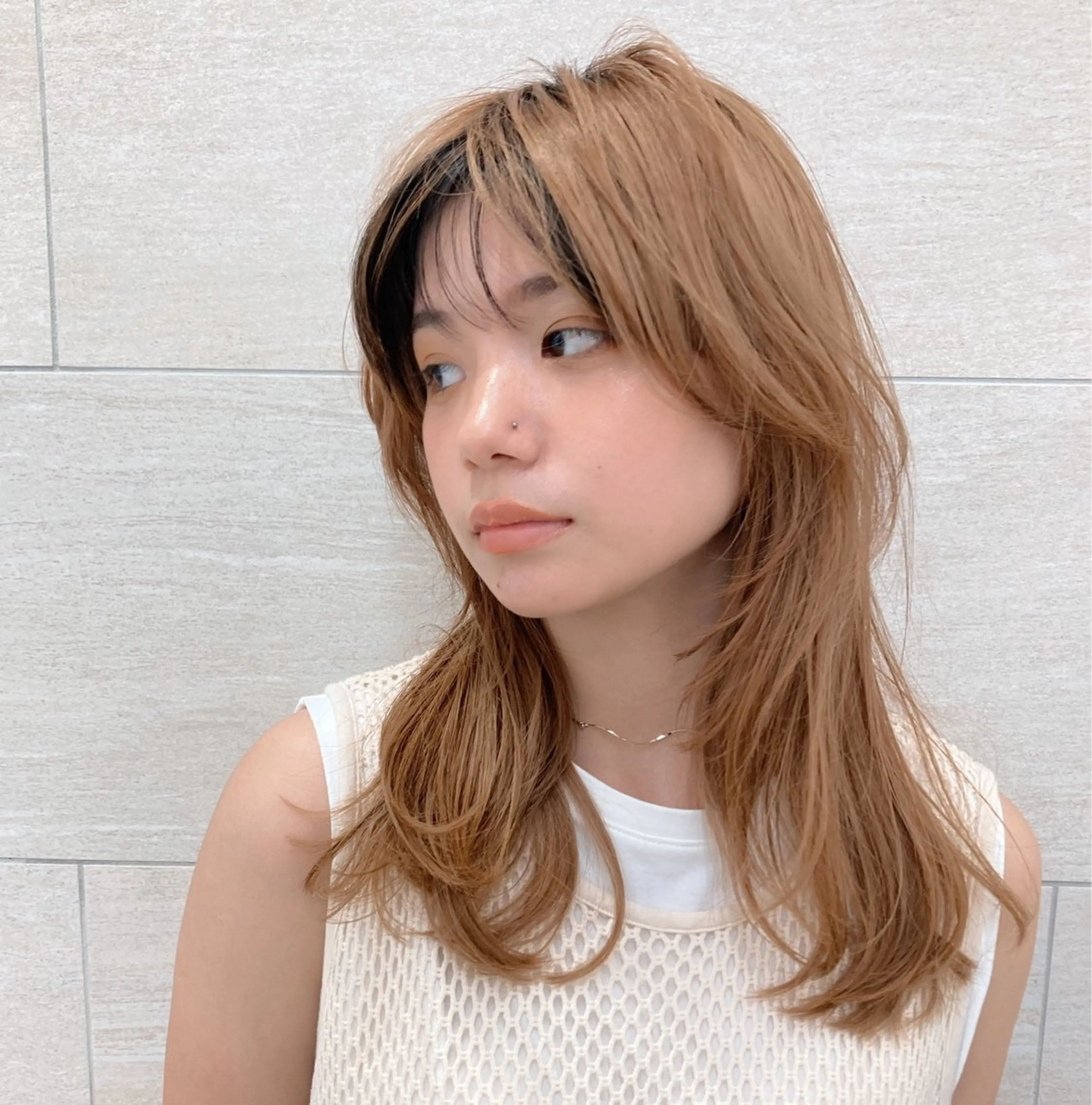 セミロング カラー ブロンド インナーカラー ウルフカット ✨小顔顔まわり✨ サイトウ　アツキのヘアスタイル