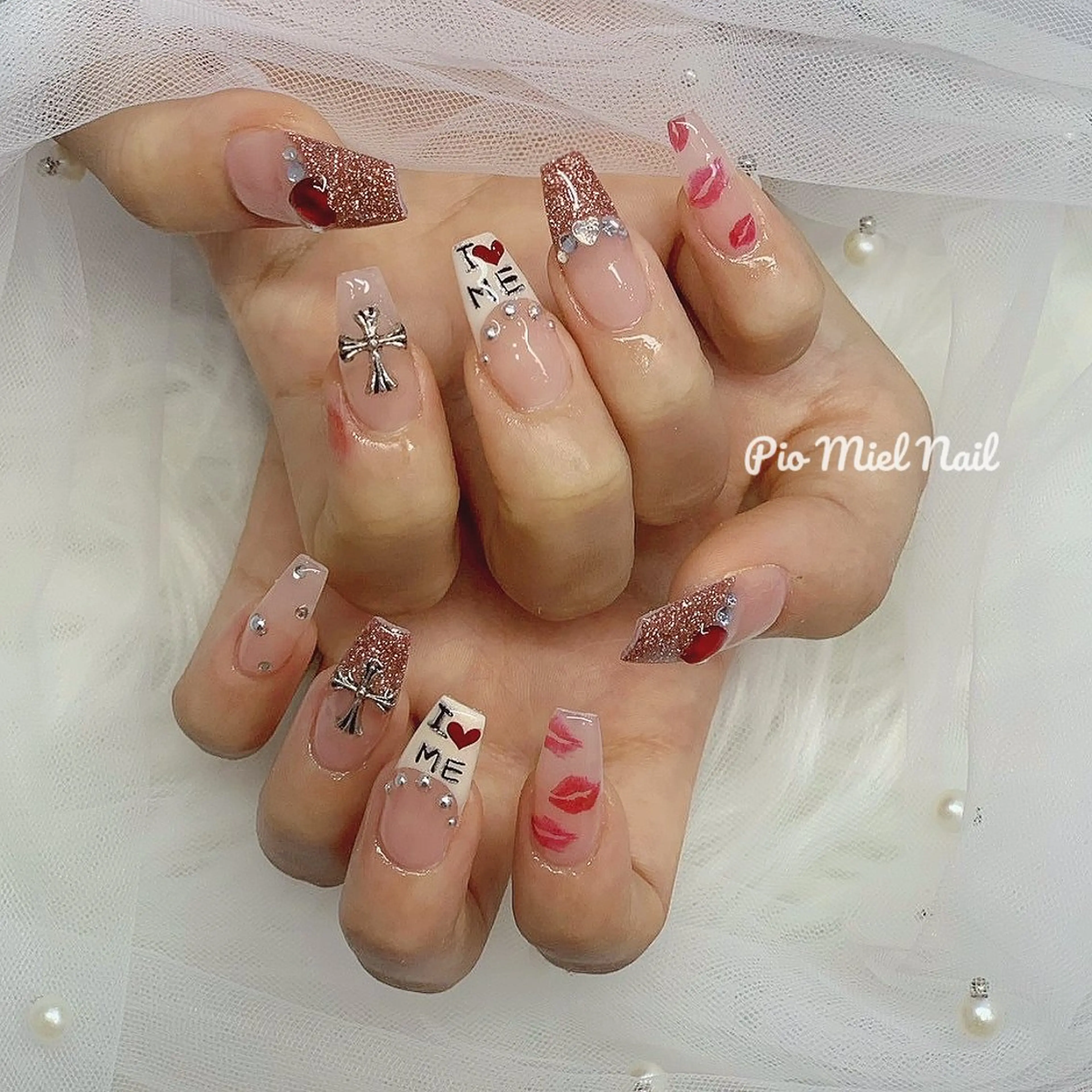 ミディアム ハンドネイル Pio Mielのネイルデザイン