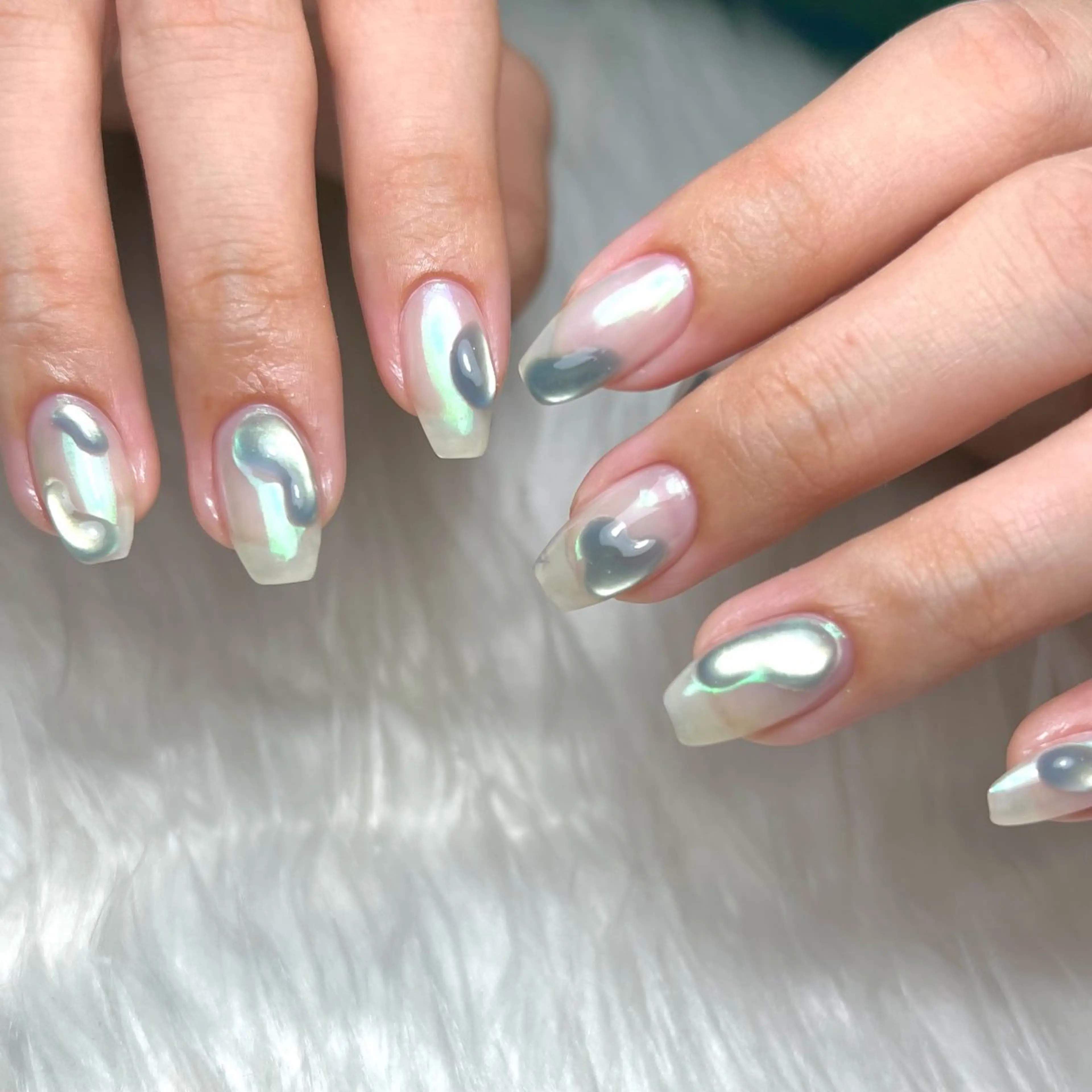 ネイル ハンドネイル vary clue所属・nailist🌻 YUKARIのネイルデザイン