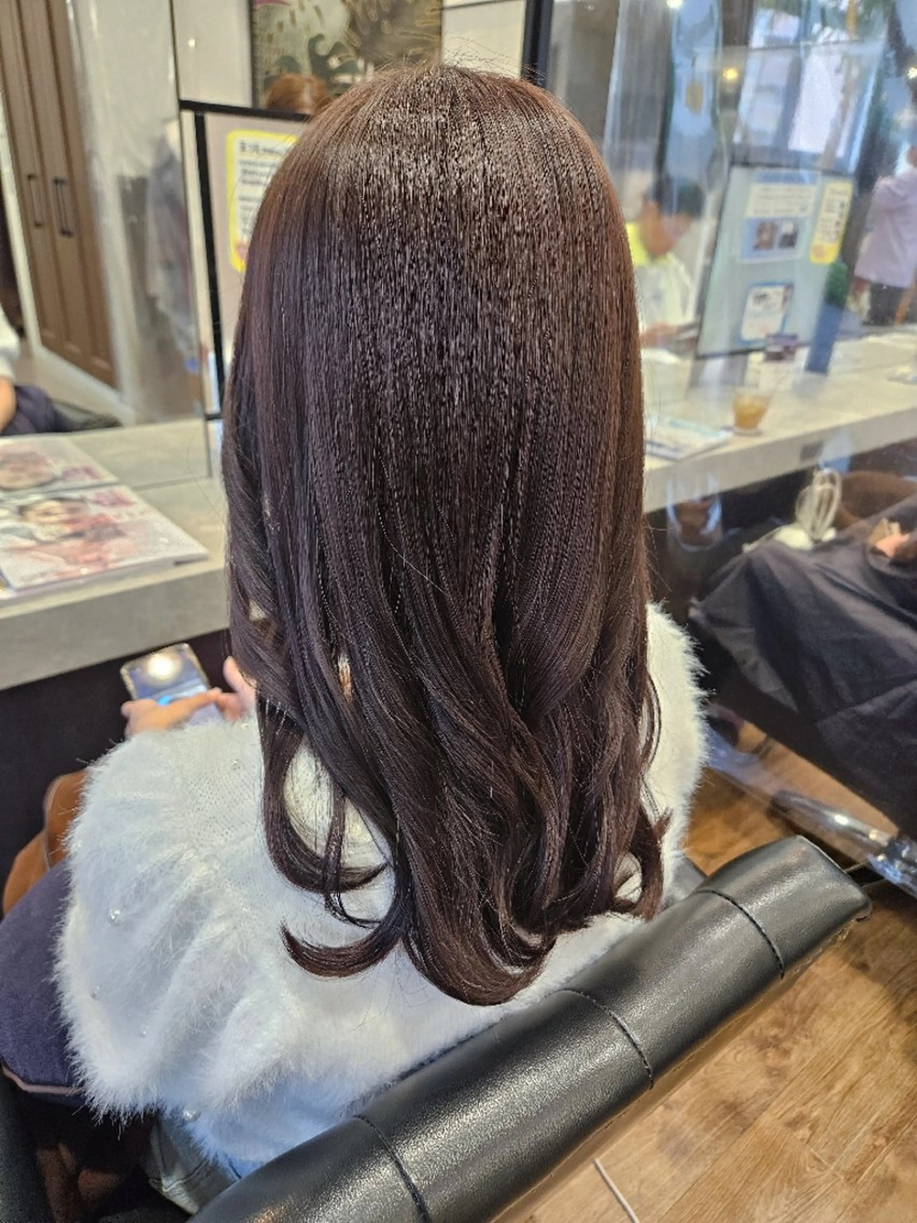 カラー ロング ヘアカラー トリートメント 関口 友菜のヘアスタイル