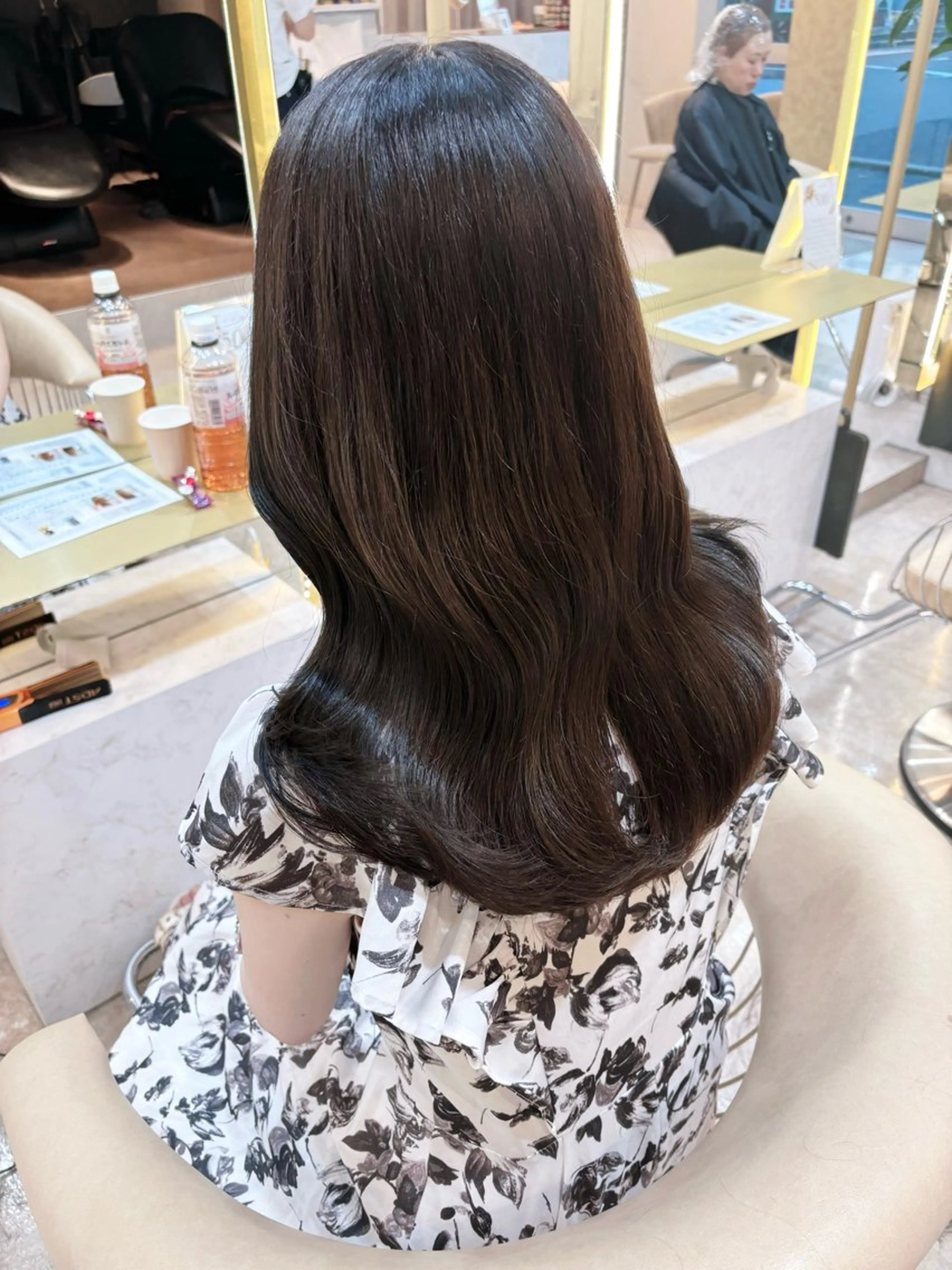 セミロング カラー カット ヘアカラー トリートメント moeka レイヤー /艶カラー/韓国のヘアスタイル