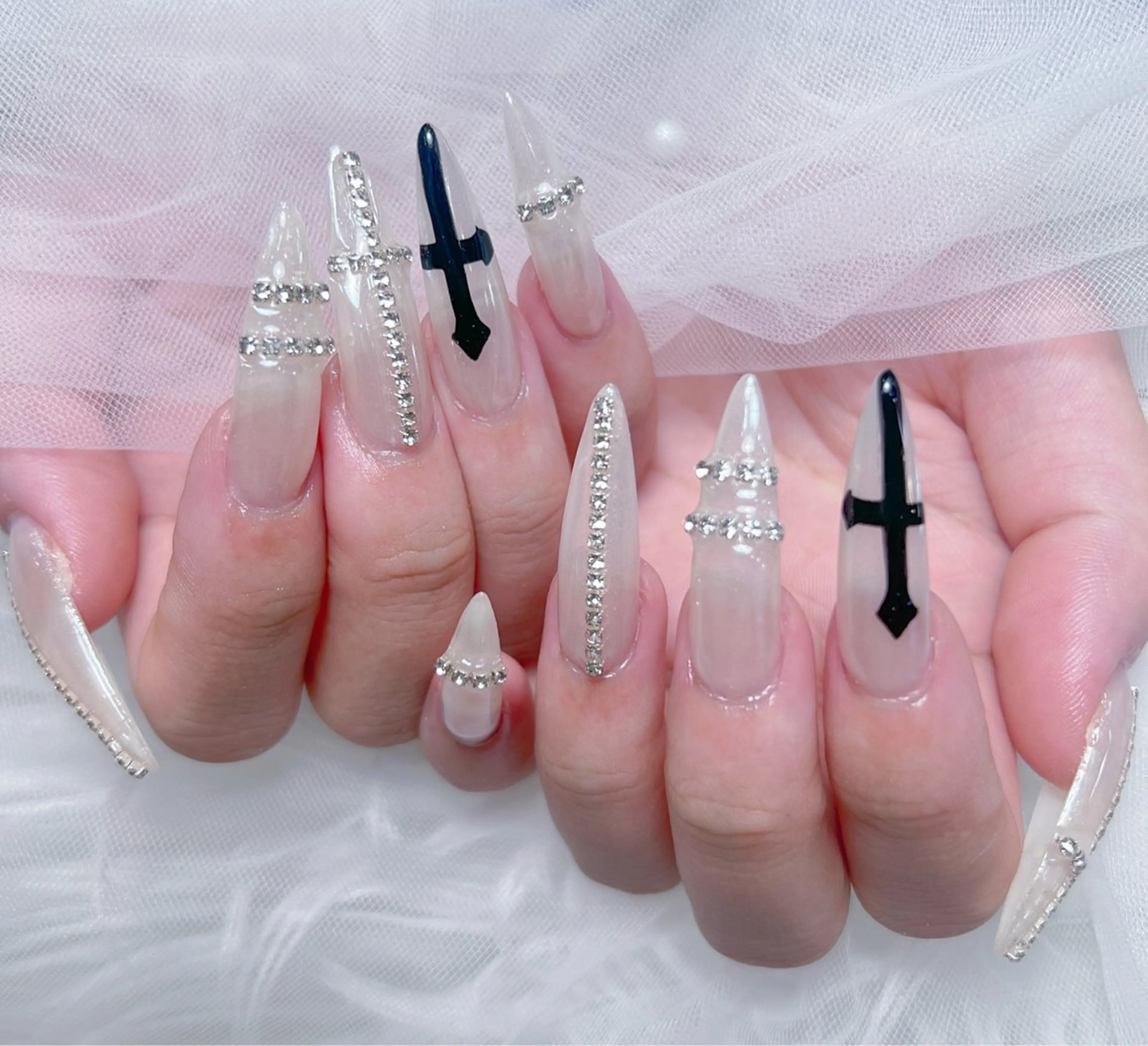 ネイル アートネイル オーロラネイル チークネイル 長さ出し フットネイル Miya_nail所属・Miya _nailのネイルデザイン