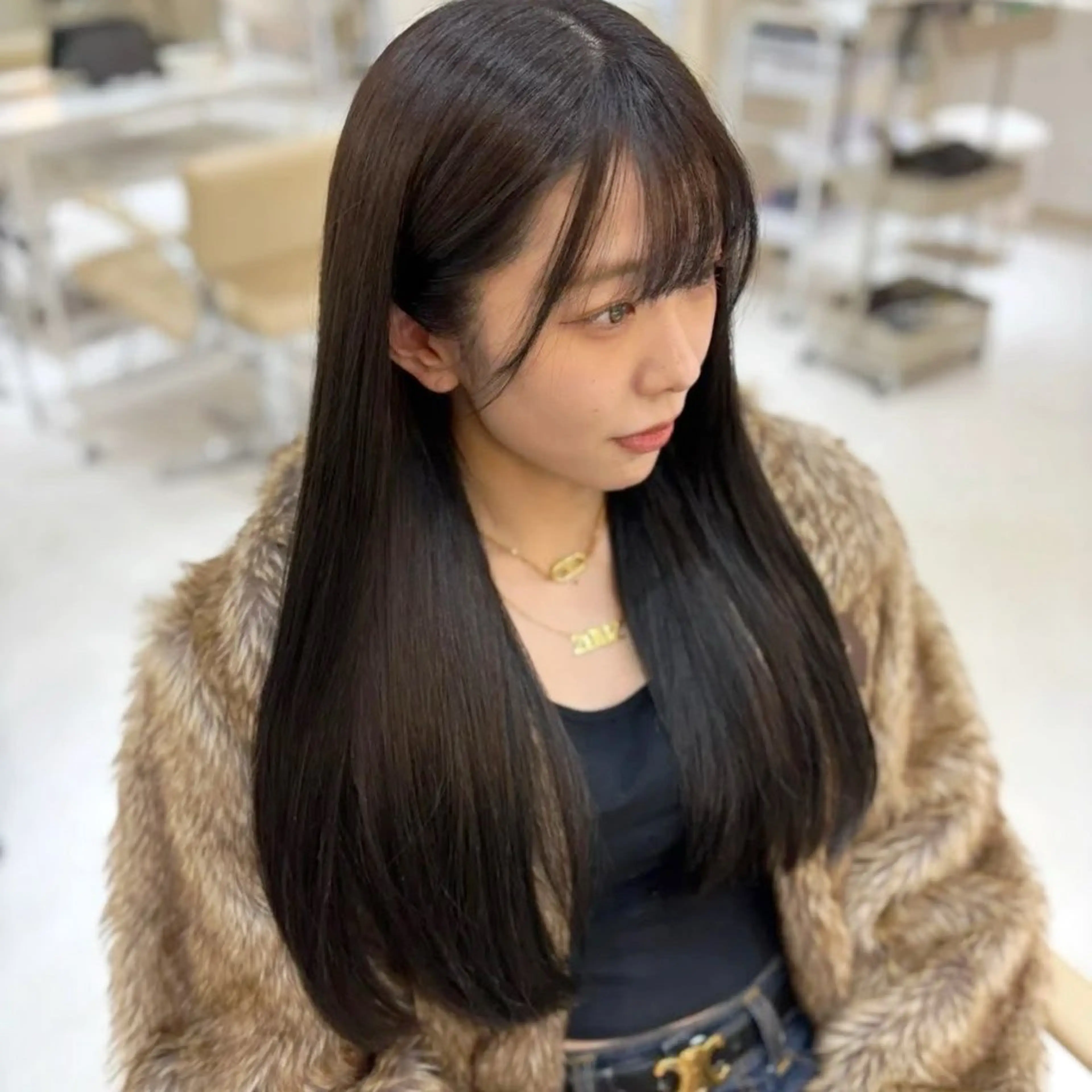 ロング カラー カット ヘアカラー トリートメント りほ/顔周りカット/ レイヤーカットのヘアスタイル