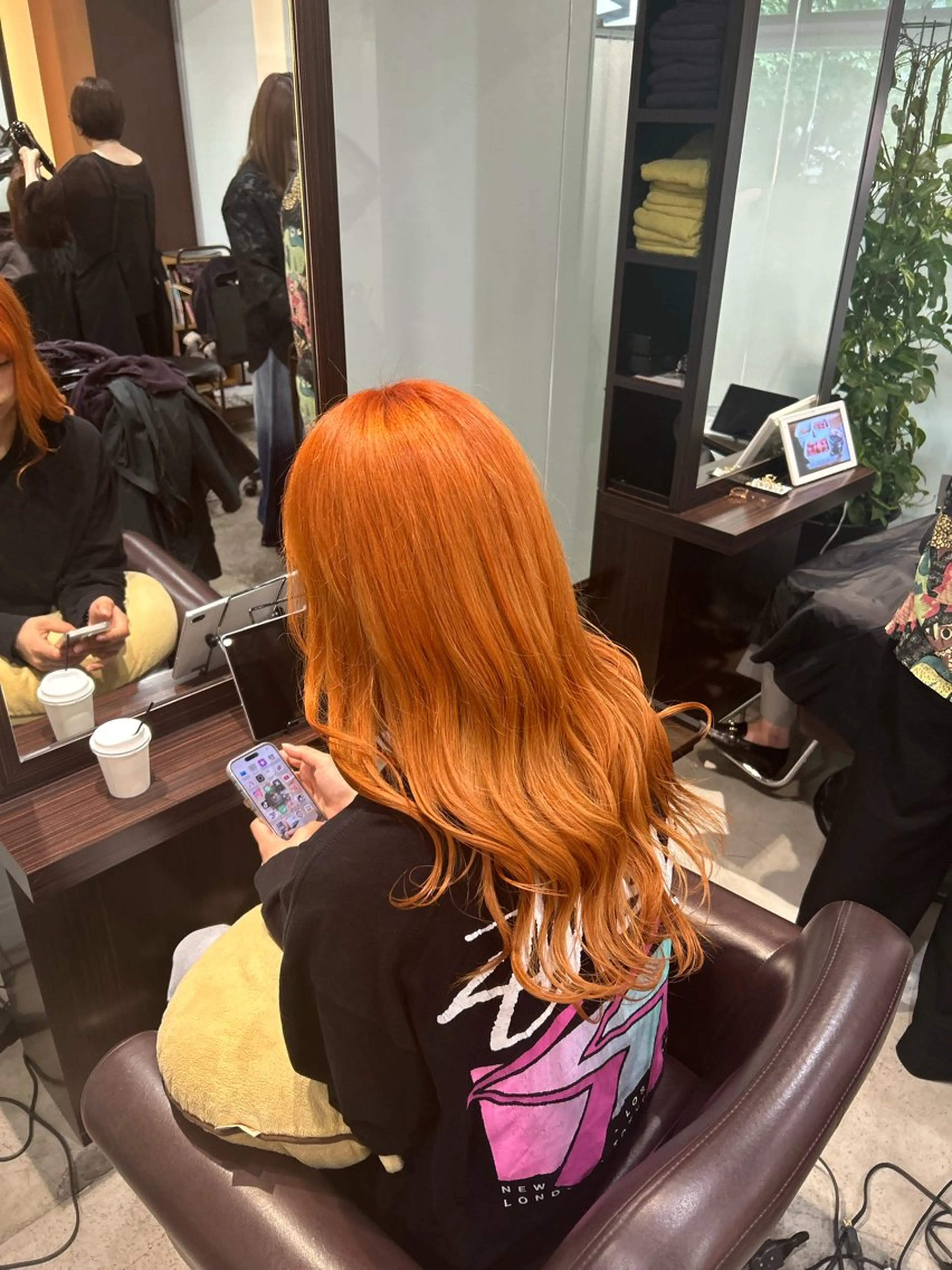 ロング カラー オレンジ 坂本奈都美 🎀のヘアスタイル