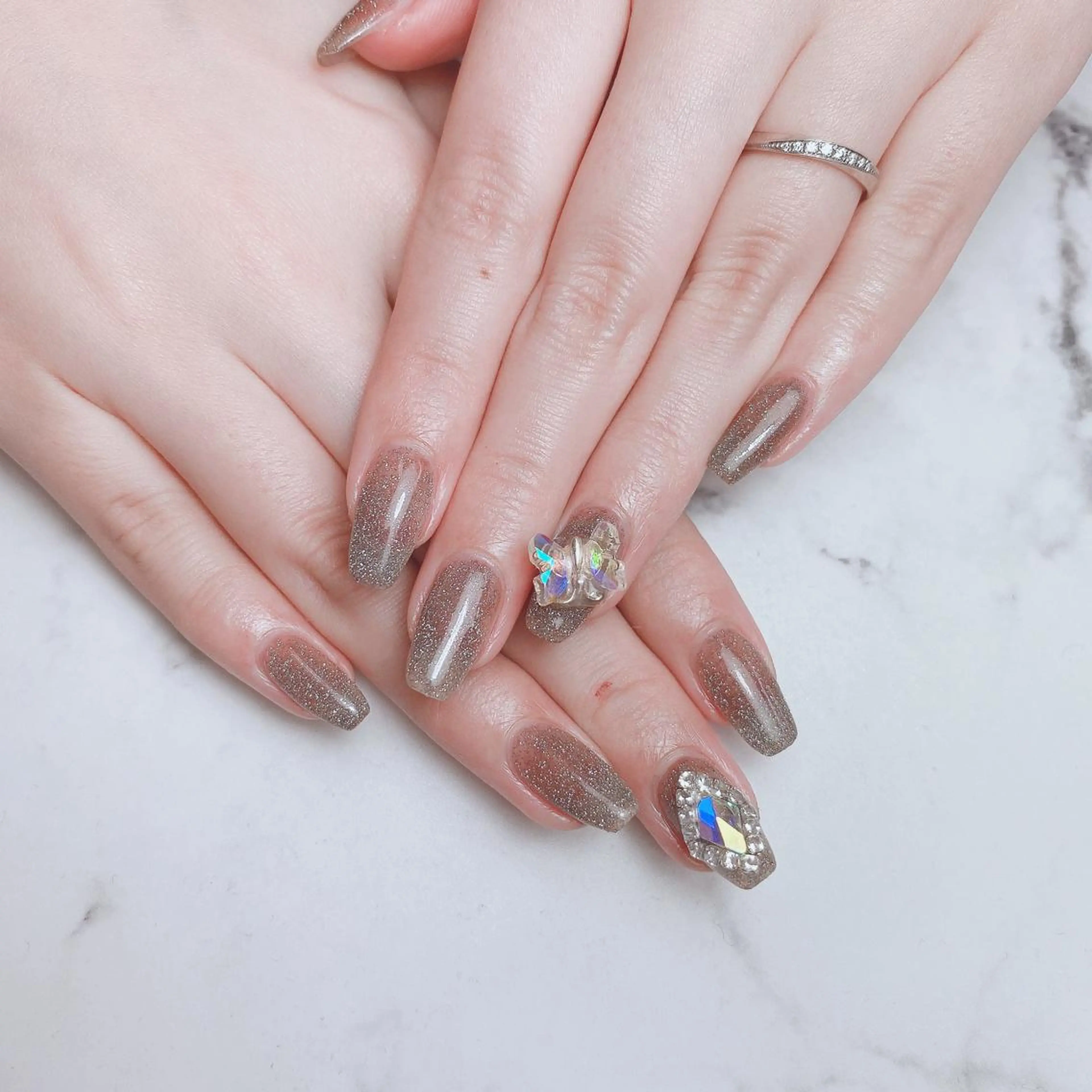 ネイル フラッシュネイル 石原 夕華のネイルデザイン