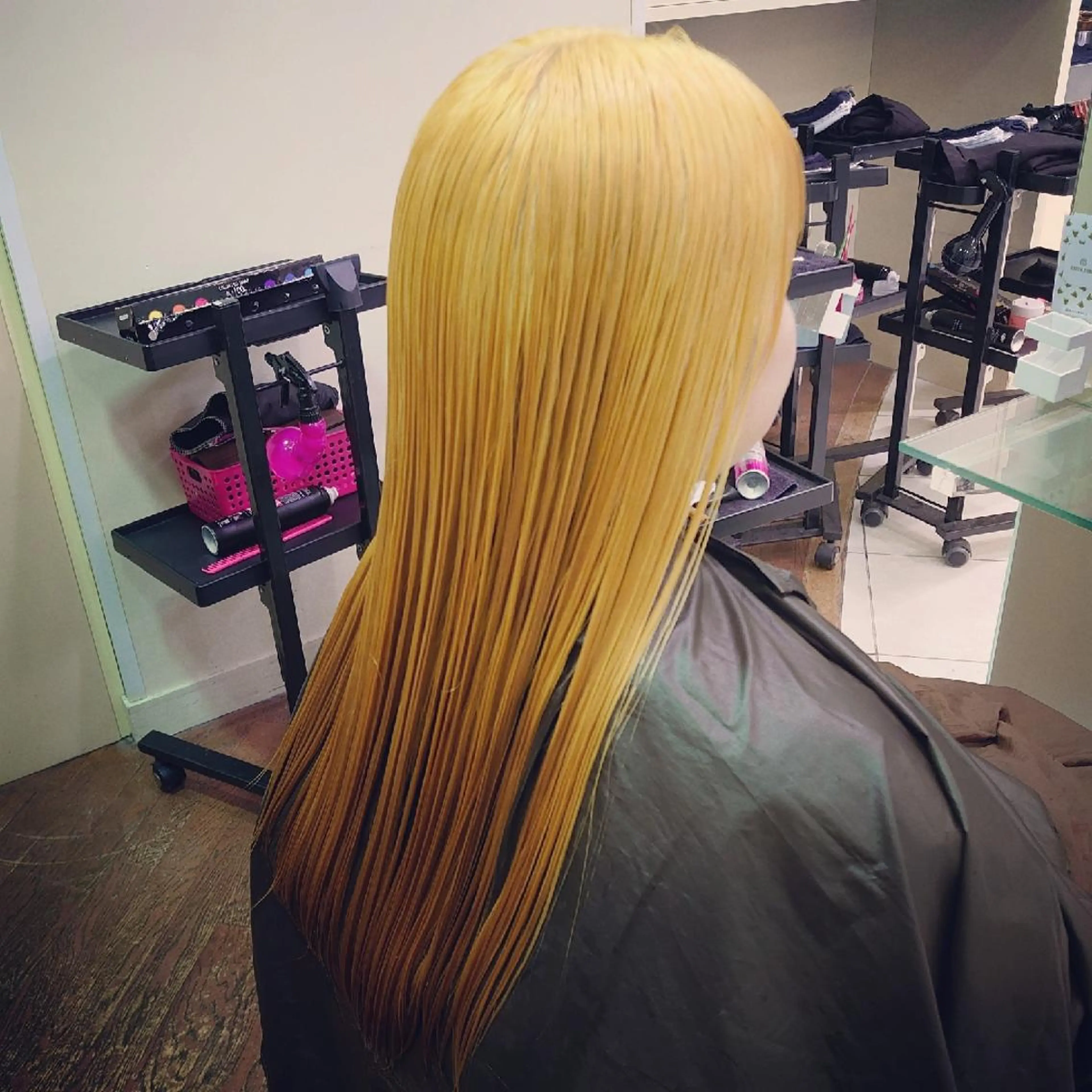 ロング カラー ブリーチ 🐺デザインウルフ / 一ノ瀬 凌🐺のヘアスタイル