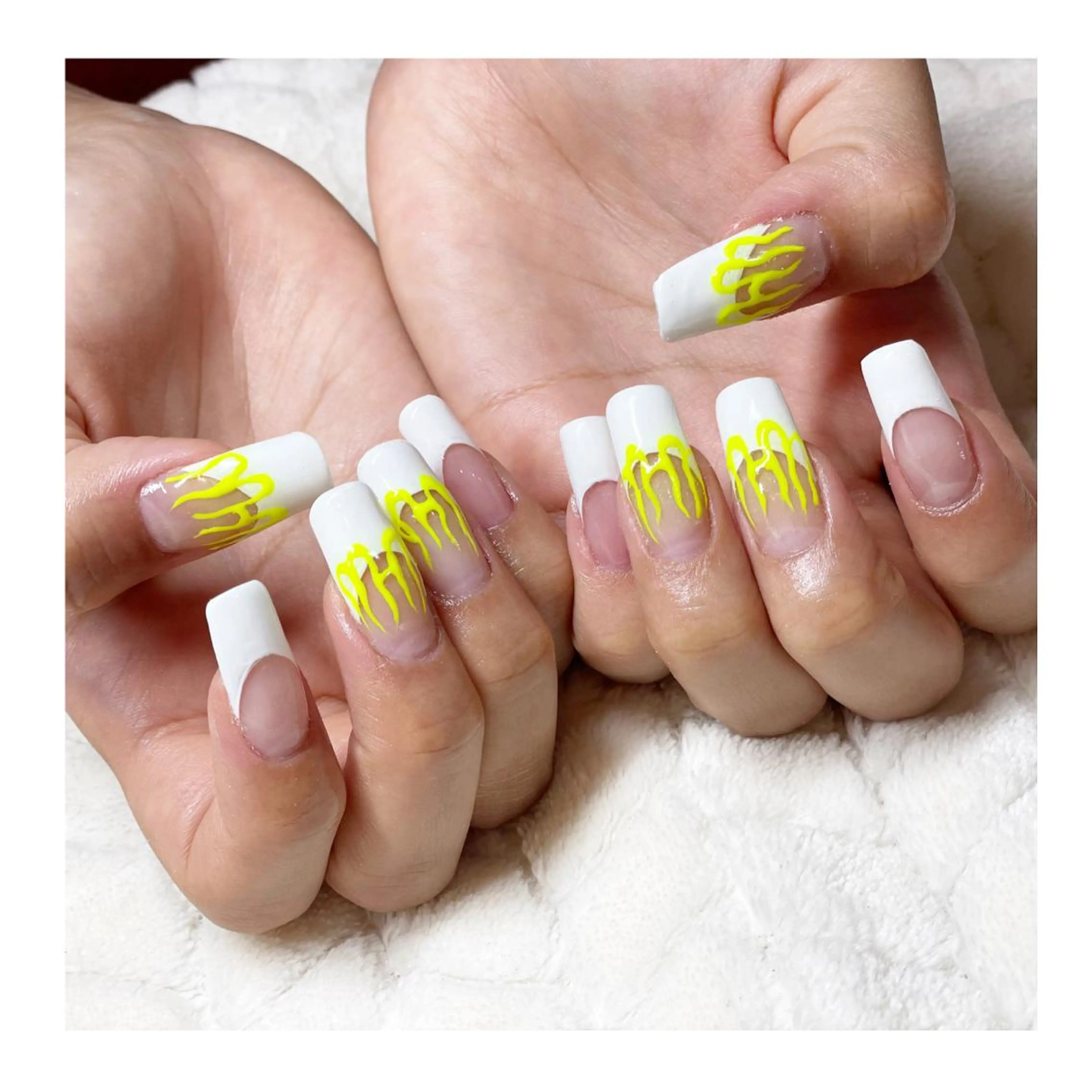 ネイル アートネイル フレンチネイル ジェルネイル ハンドネイル LaLa Peach 福岡のマツエク・マツパデザイン