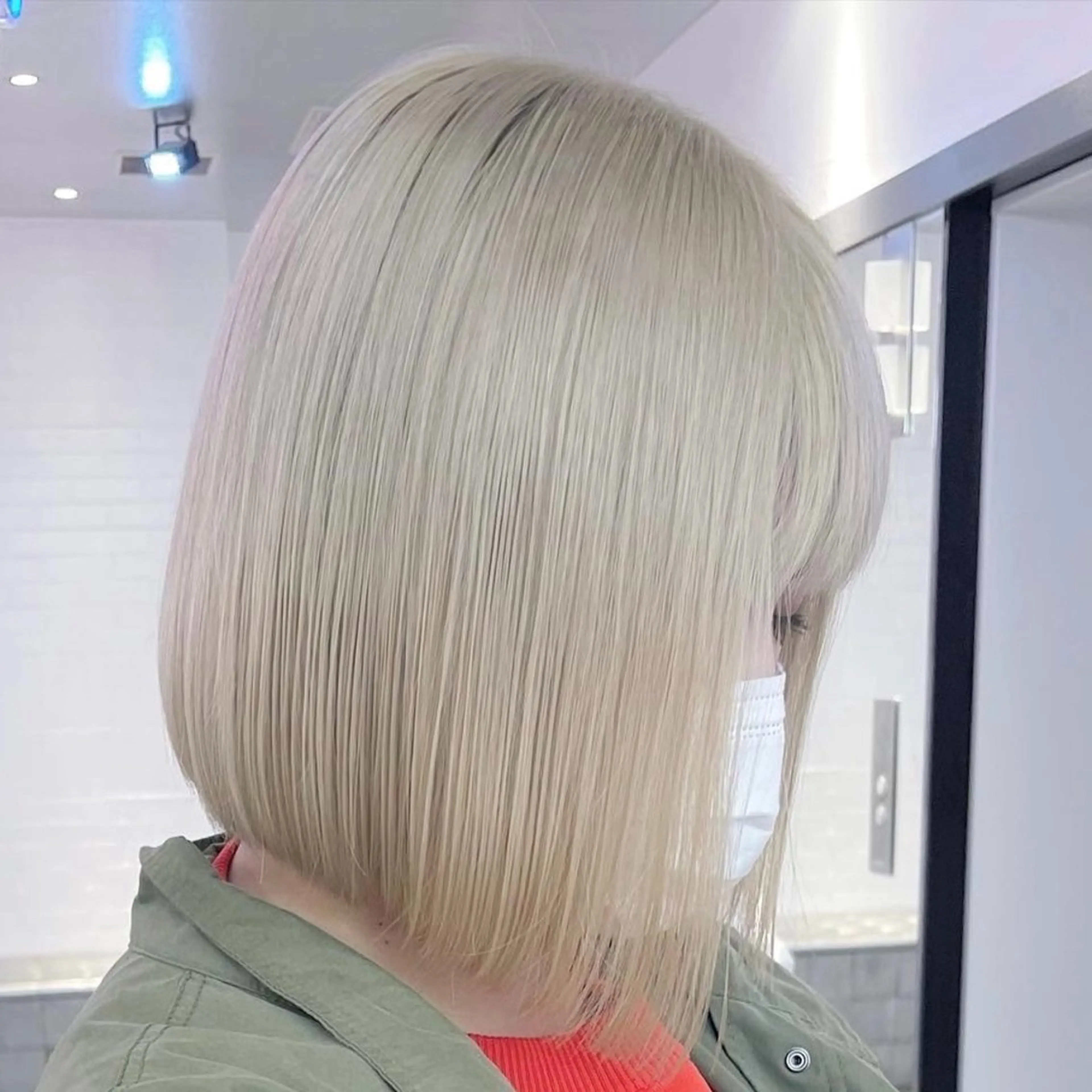 ショート カラー ヘアカラー トリートメント 🍎ハイトーン/ 透明感カラー🍎リオのヘアスタイル