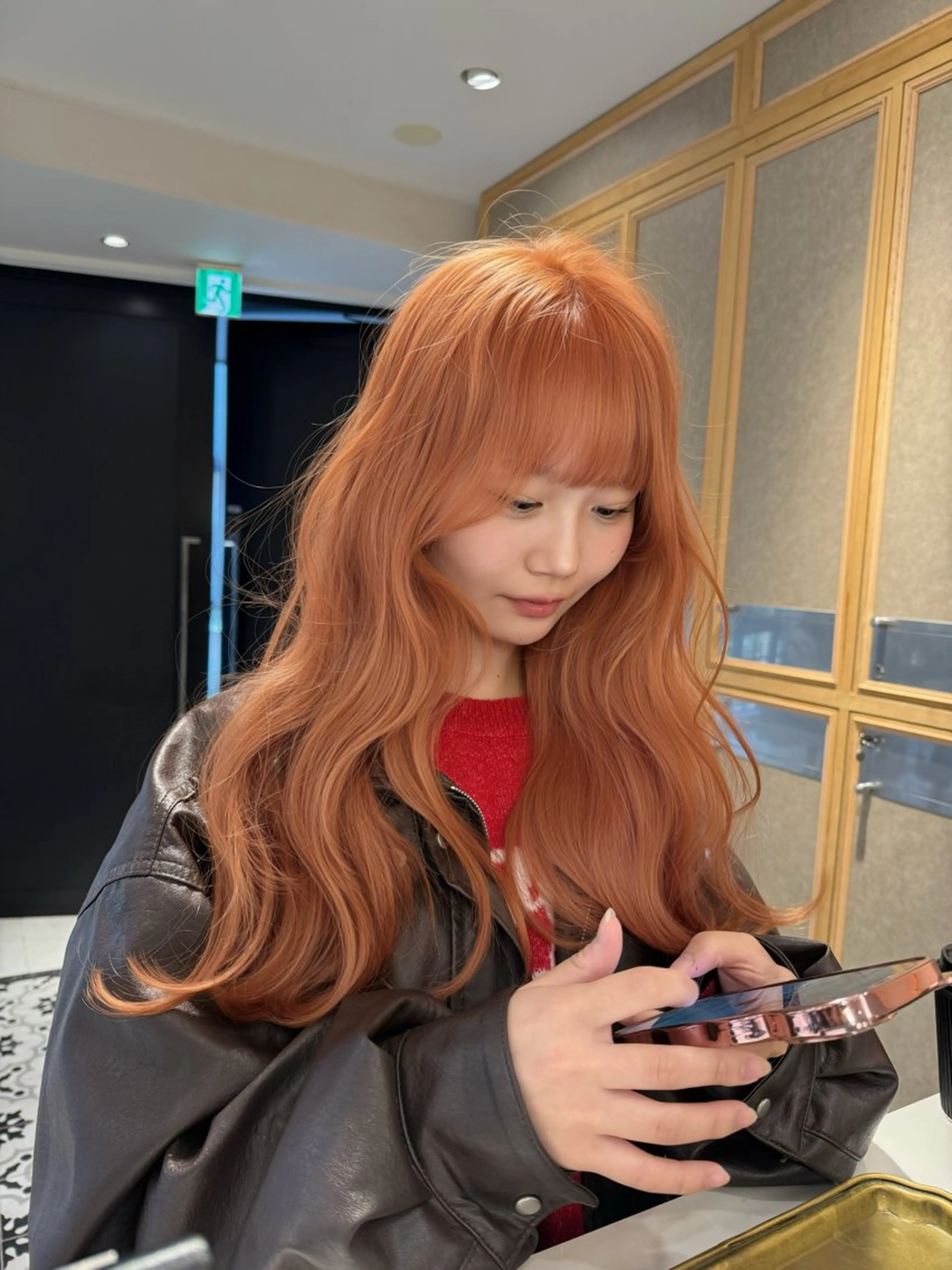 ロング カット ヘアカラー トリートメント 淡いハイトーンカラー レイヤーカットゆうかのヘアスタイル