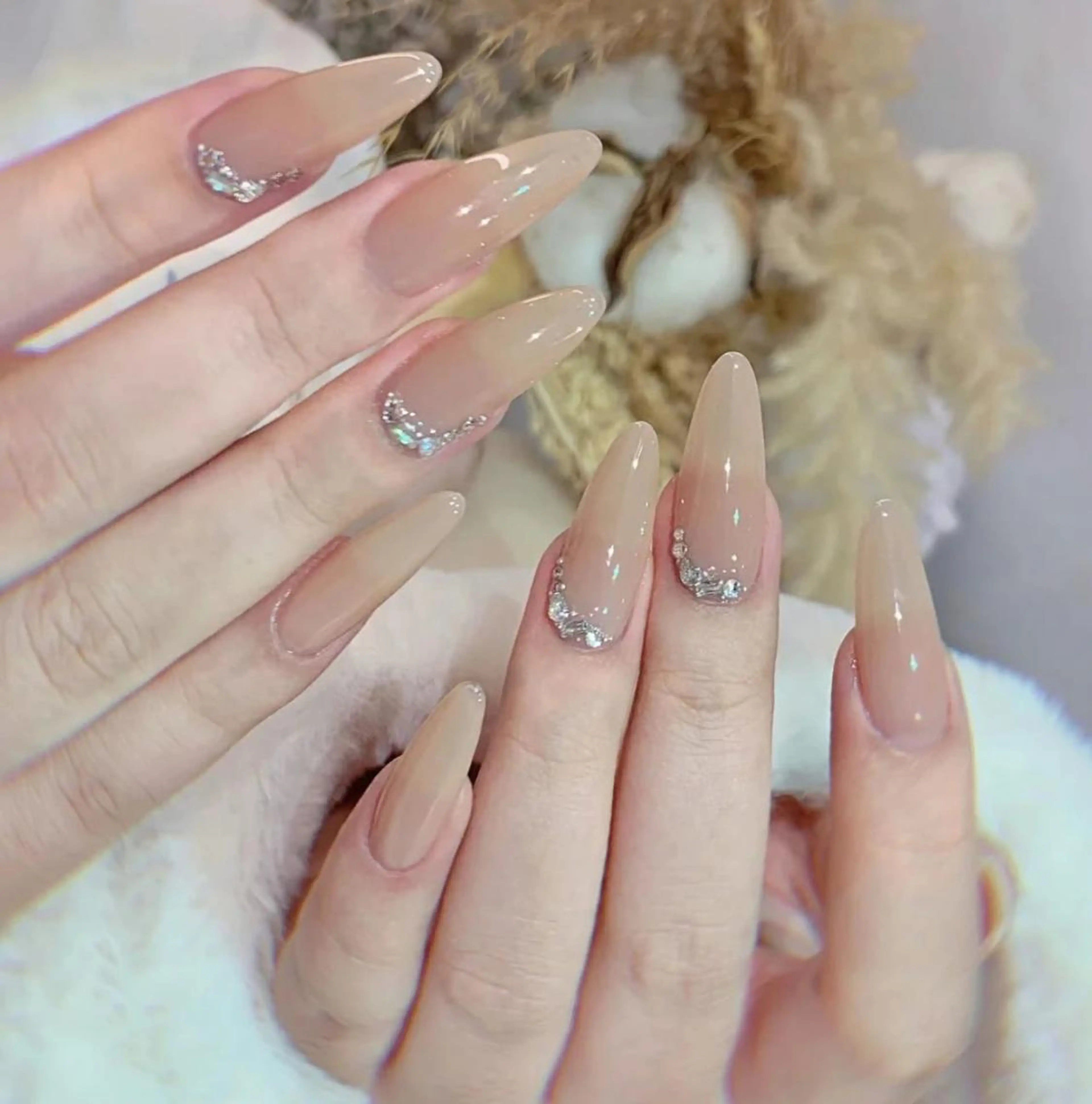 ネイル Queens 榊 まおのネイルデザイン