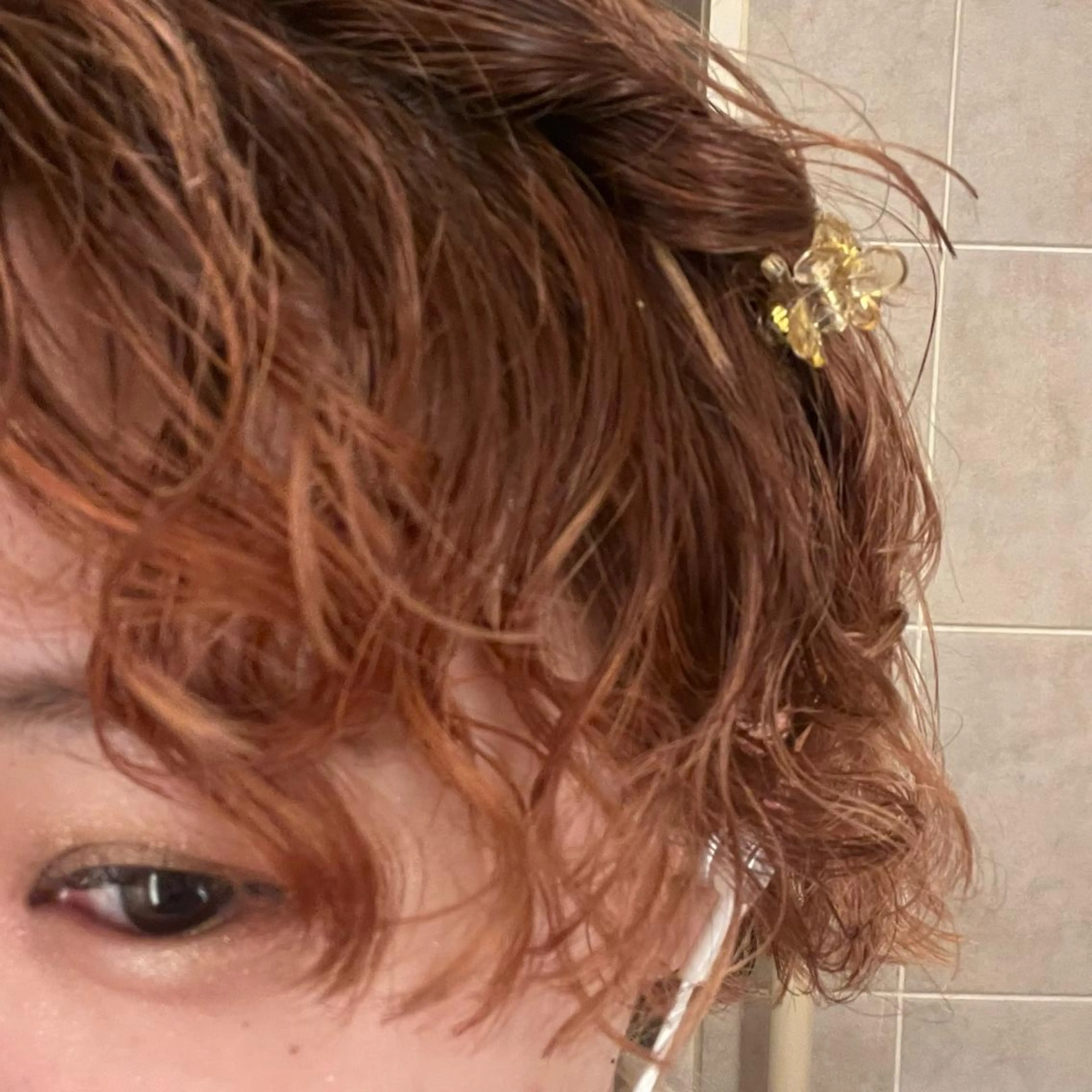 ショート カラー ブリーチ ヘアカラー ROBBY所属・松井美樹/似合わせ ガーリー・韓国のヘアスタイル