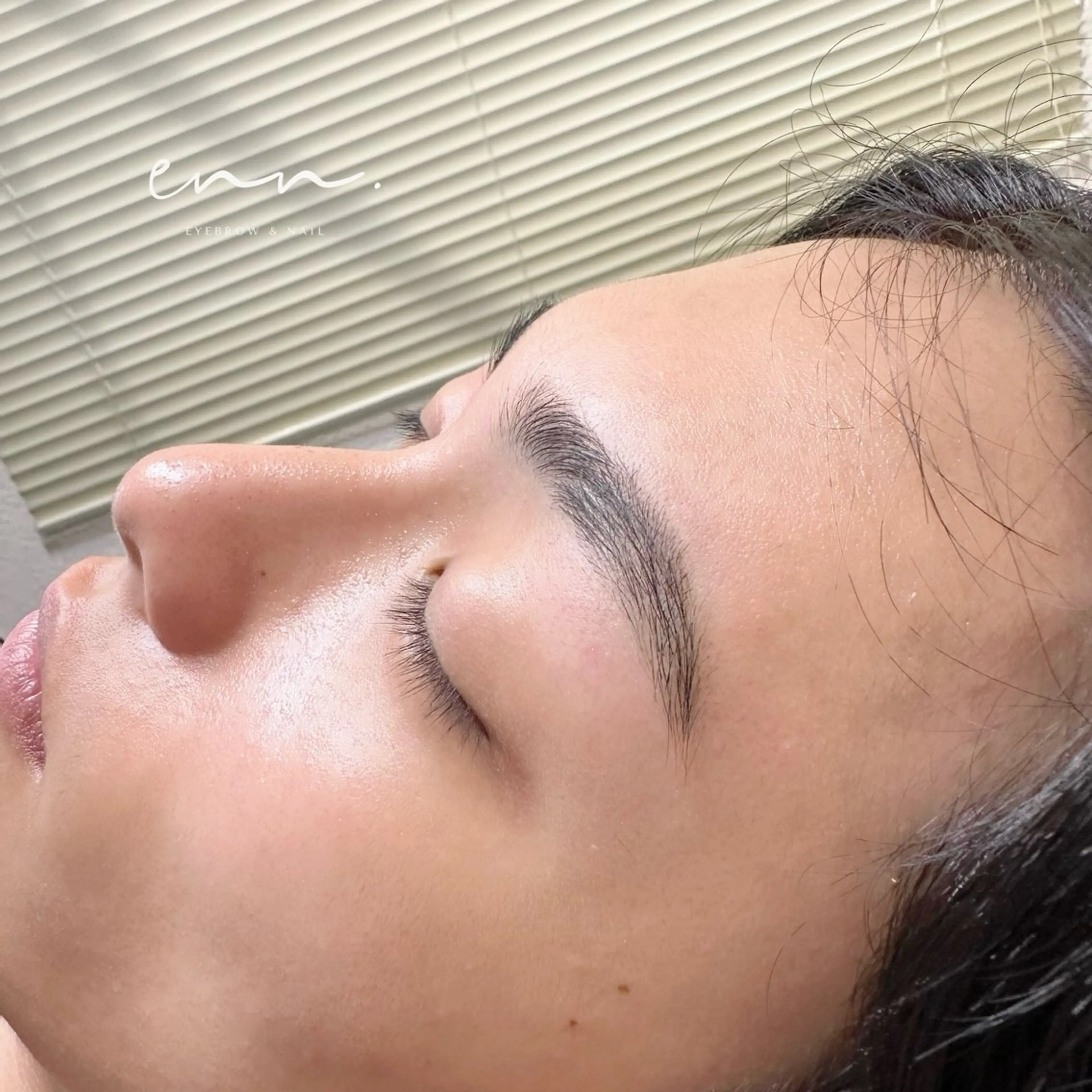 メンズ アイブロウ メンズパーマ ハリウッドブロウリフト メンズアイブロウ 眉毛ワックス脱毛 ワックス脱毛 その他(アイブロウ) enn.《エンドット》所属・enn. 【眉毛/ネイル】のネイルデザイン