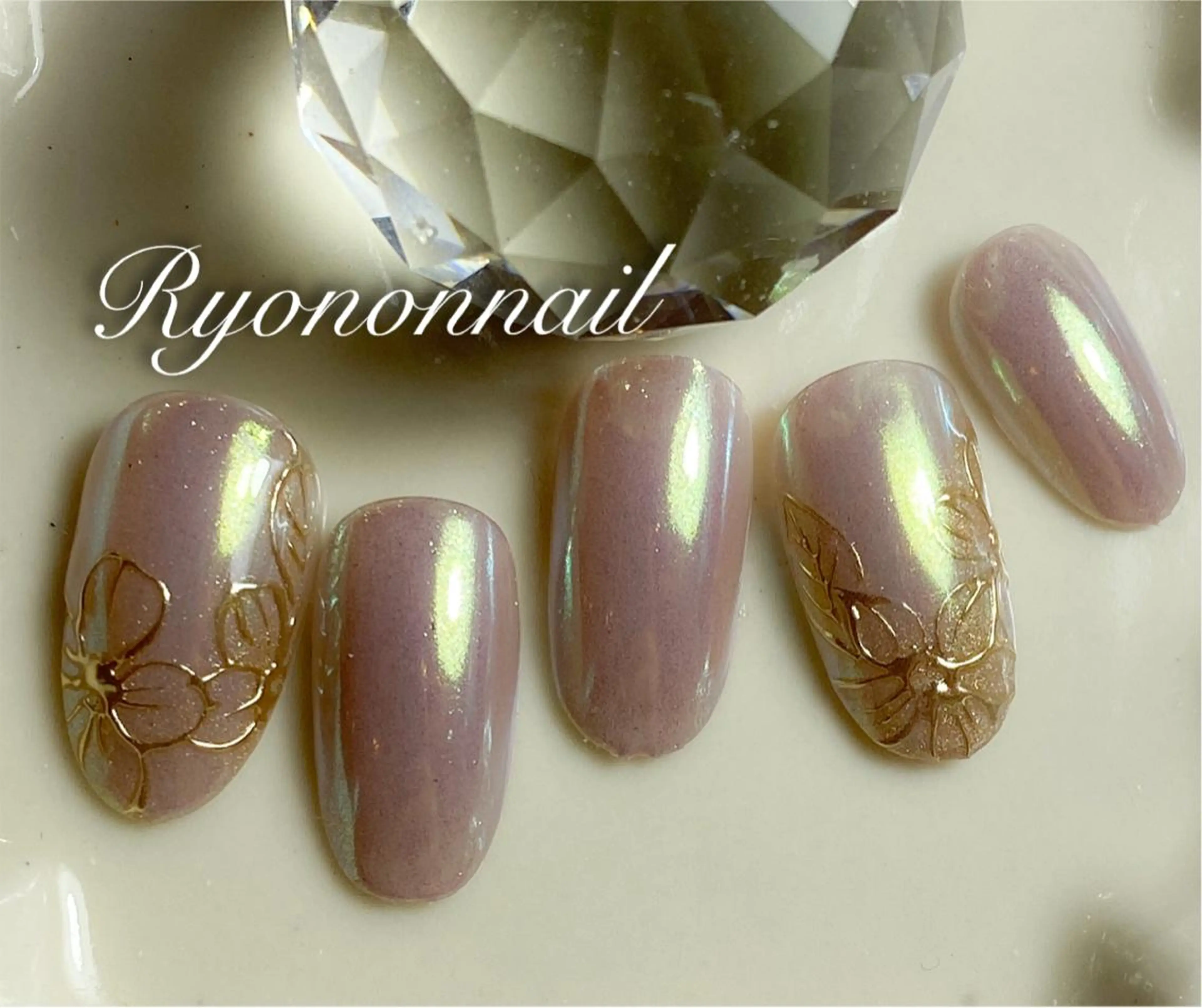ネイル Ryononnail(リョノンネイル)所属・Ryononnail 上谷典子のネイルデザイン