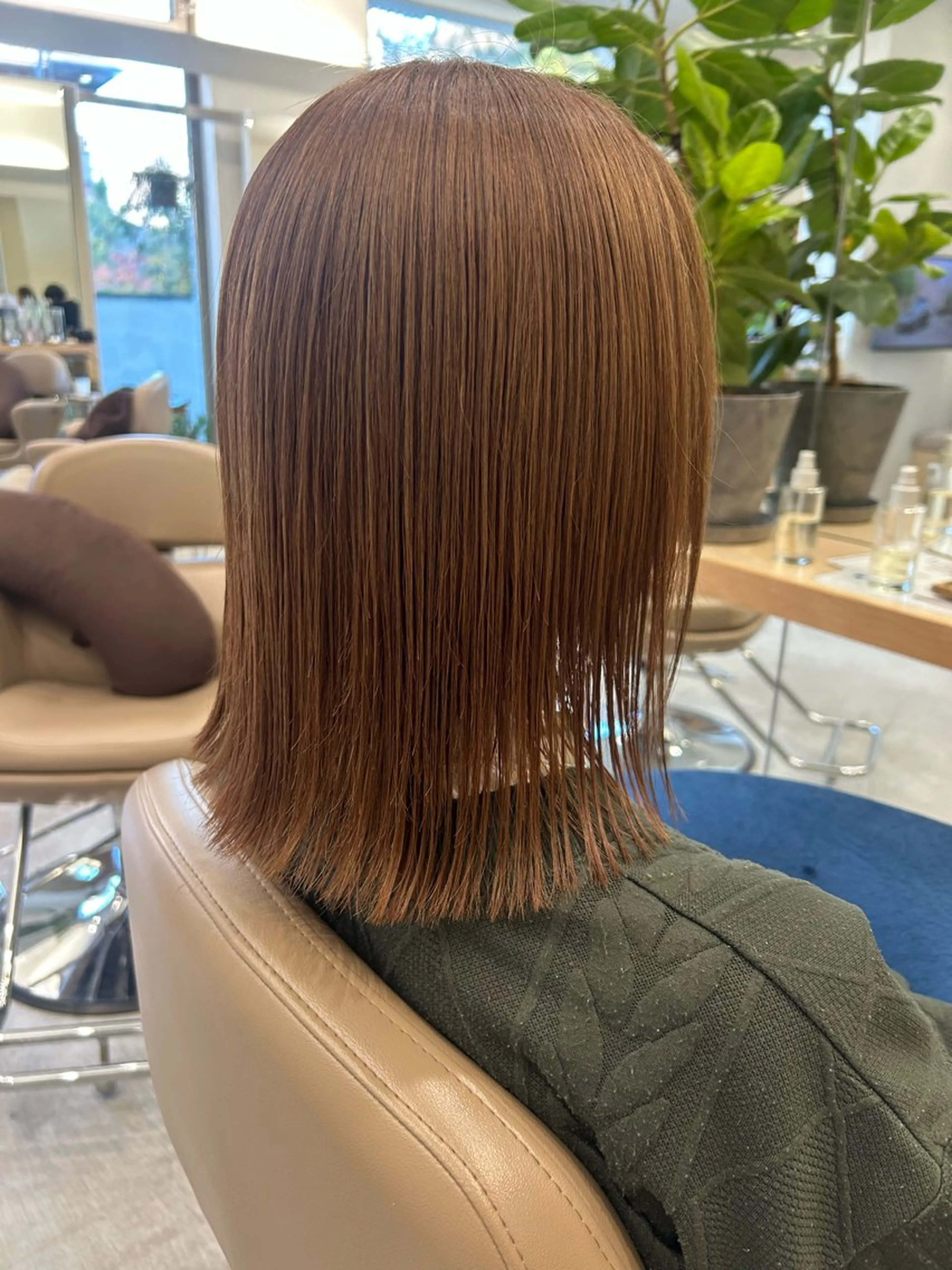 ミディアム カラー カット ヘアカラー トリートメント 💛🤍U too e’s 鎌倉🧸のヘアスタイル