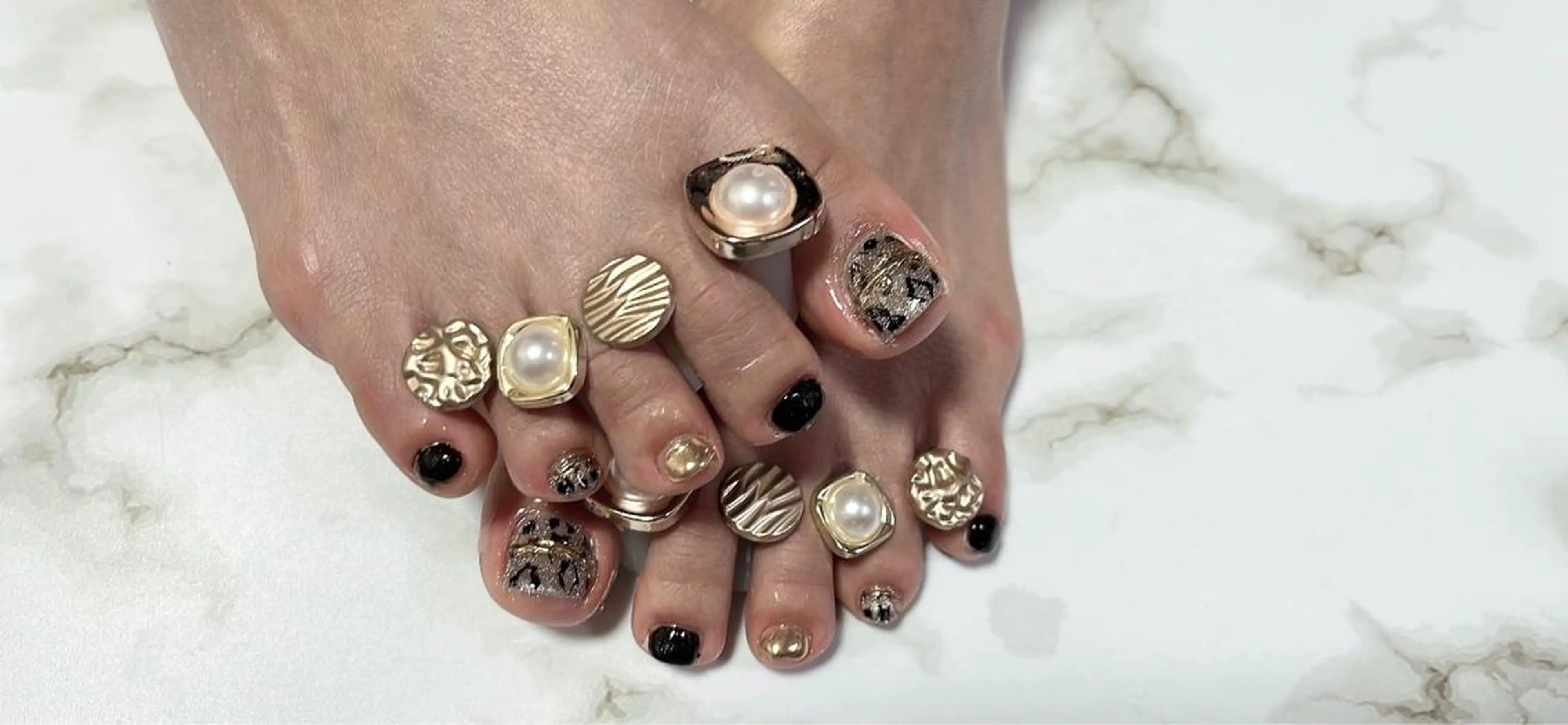 ネイル フットネイル ジェルネイル Ruana Nailのネイルデザイン