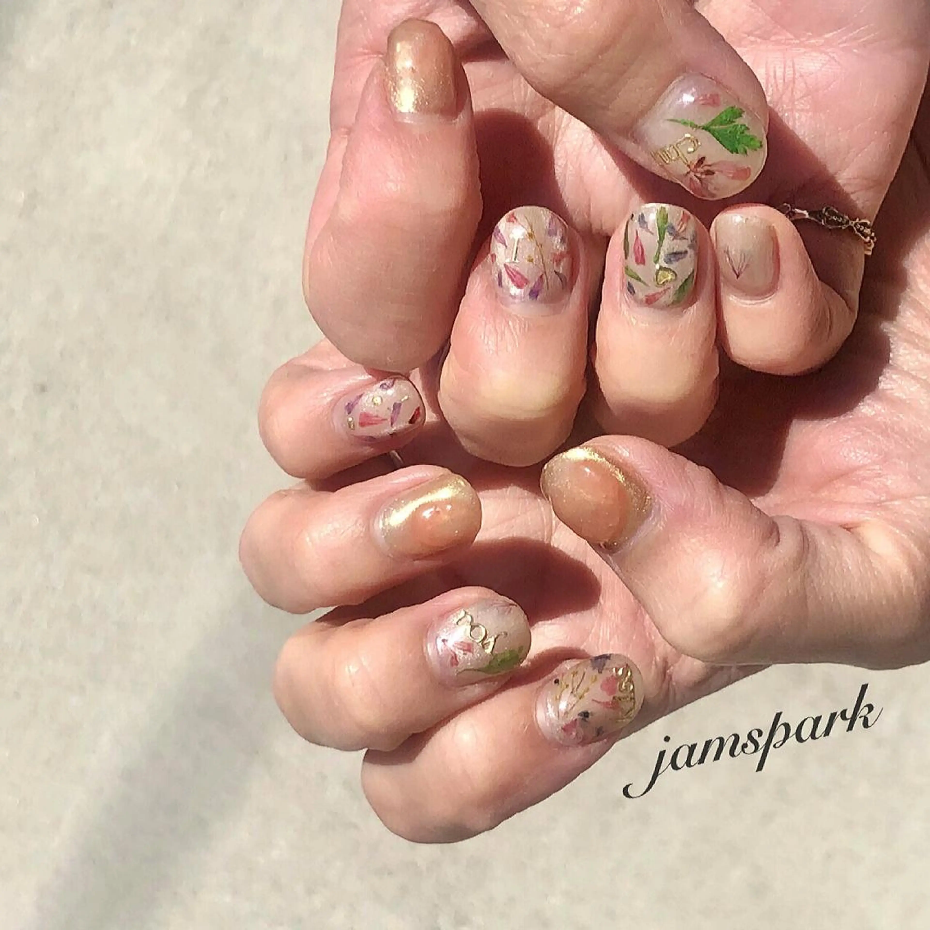 ネイル フラワーネイル ジェルネイル 春ネイル ハンドネイル jamspark ✨のネイルデザイン