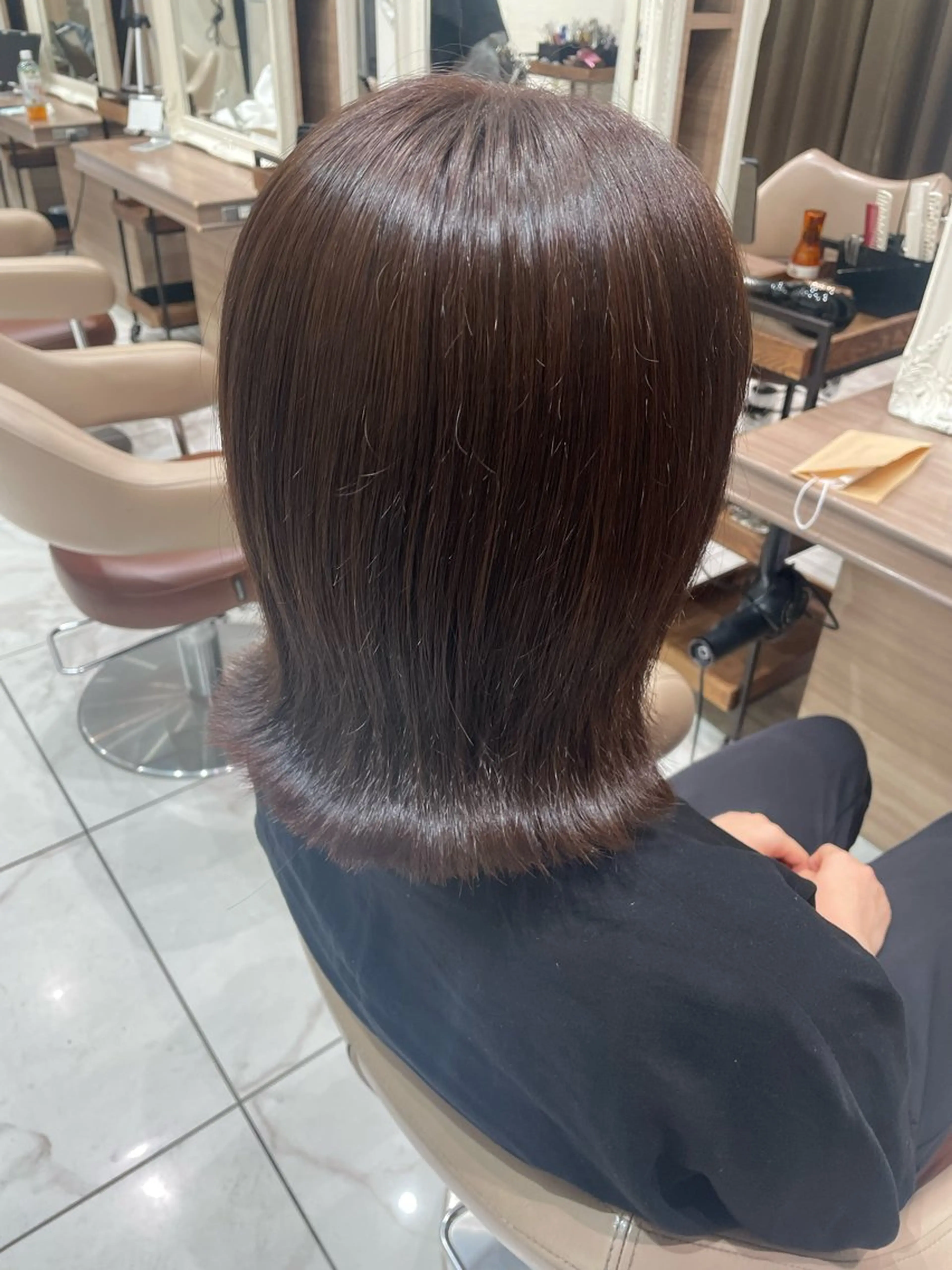 セミロング カラー 韓国透明感カラー🌀 yuukiのヘアスタイル