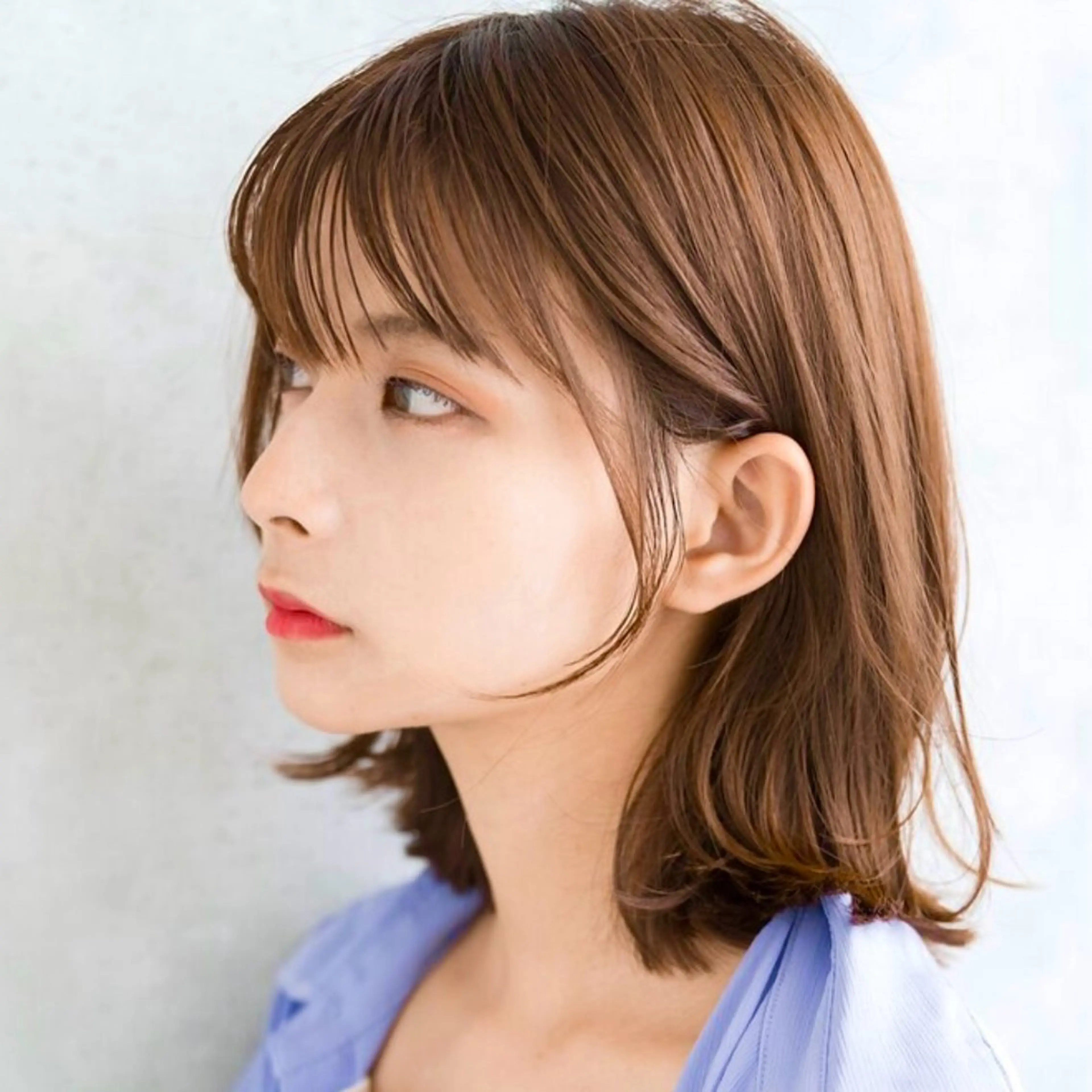 ミディアム 大通り/札幌駅 アカデミーアカウントのヘアスタイル