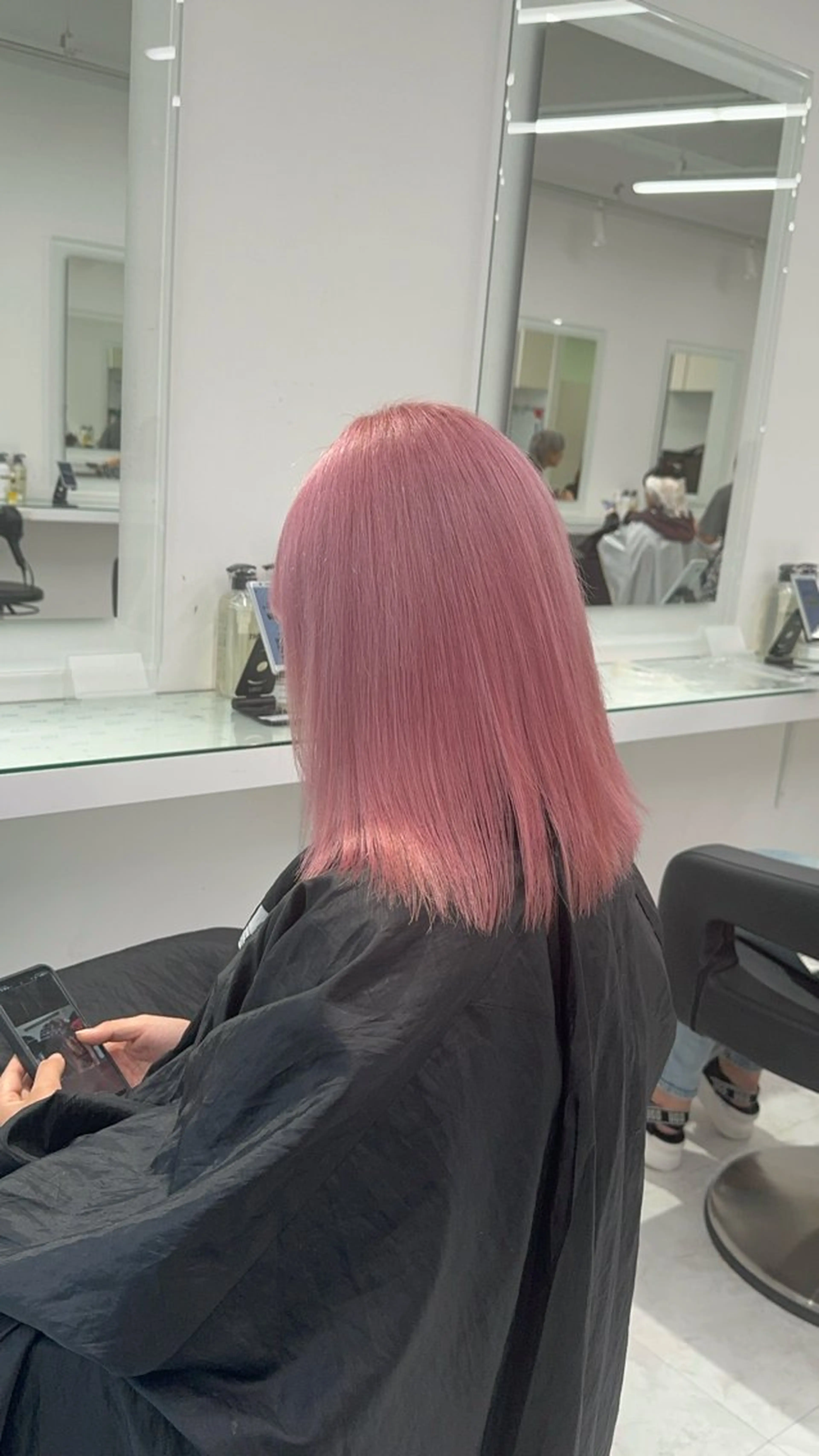 セミロング カラー ヘアアレンジ ヘアカラー トリートメント ヘッドスパ ヘアセット ハイトーン艶カラー 🤍ゆうひのヘアスタイル