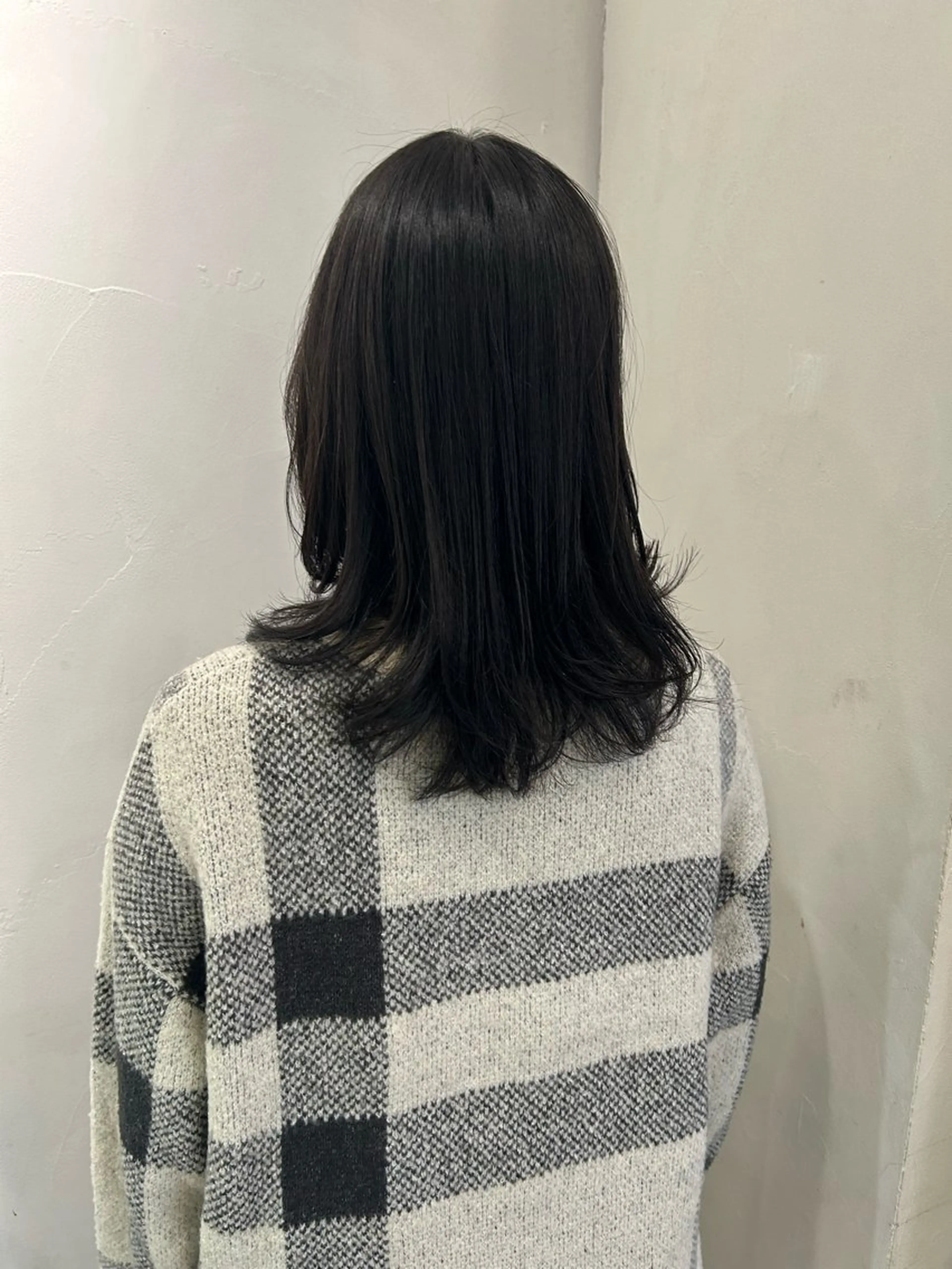 セミロング カラー ITbyALBUM藤沢店所属・IT by ALBUM立川のヘアスタイル