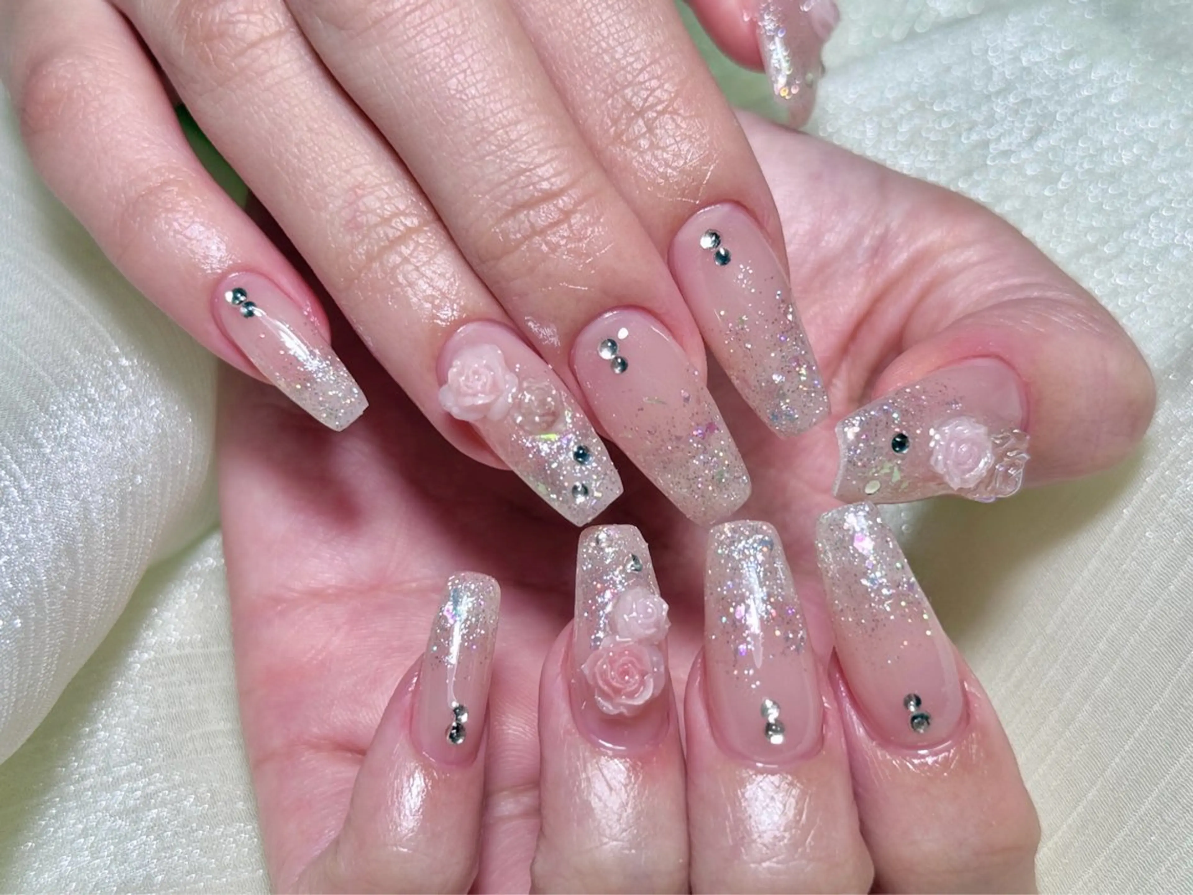 ネイル チークネイル 長さ出し フレンチネイル ジェルネイル 韓国ネイル ハンドネイル Rolakira マニのネイルデザイン