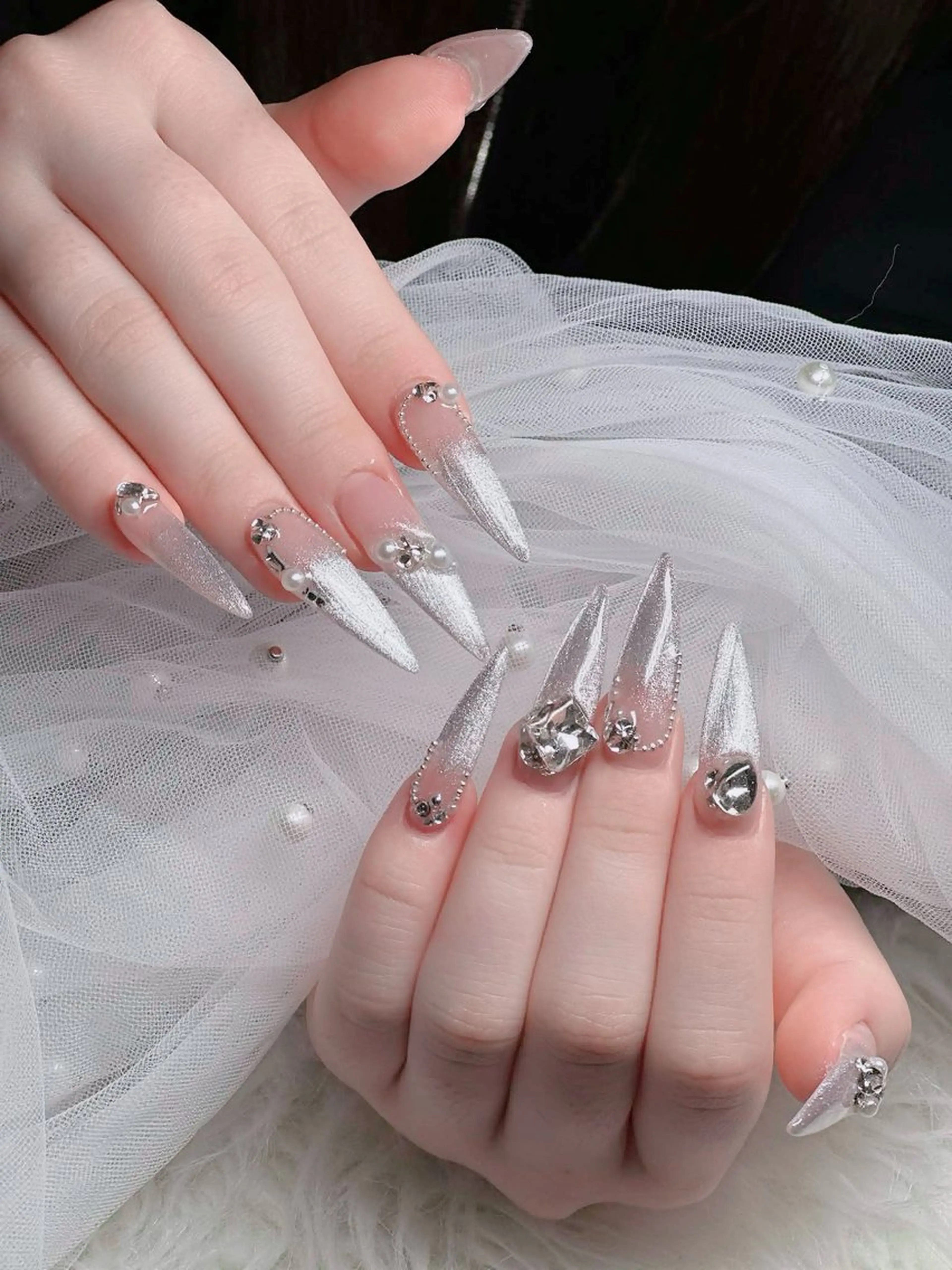 ネイル アートネイル ボルドー フレンチネイル ジェルネイル 氷ネイル・うるうるネイル ハンドネイル H.baby Nail Salonのネイルデザイン