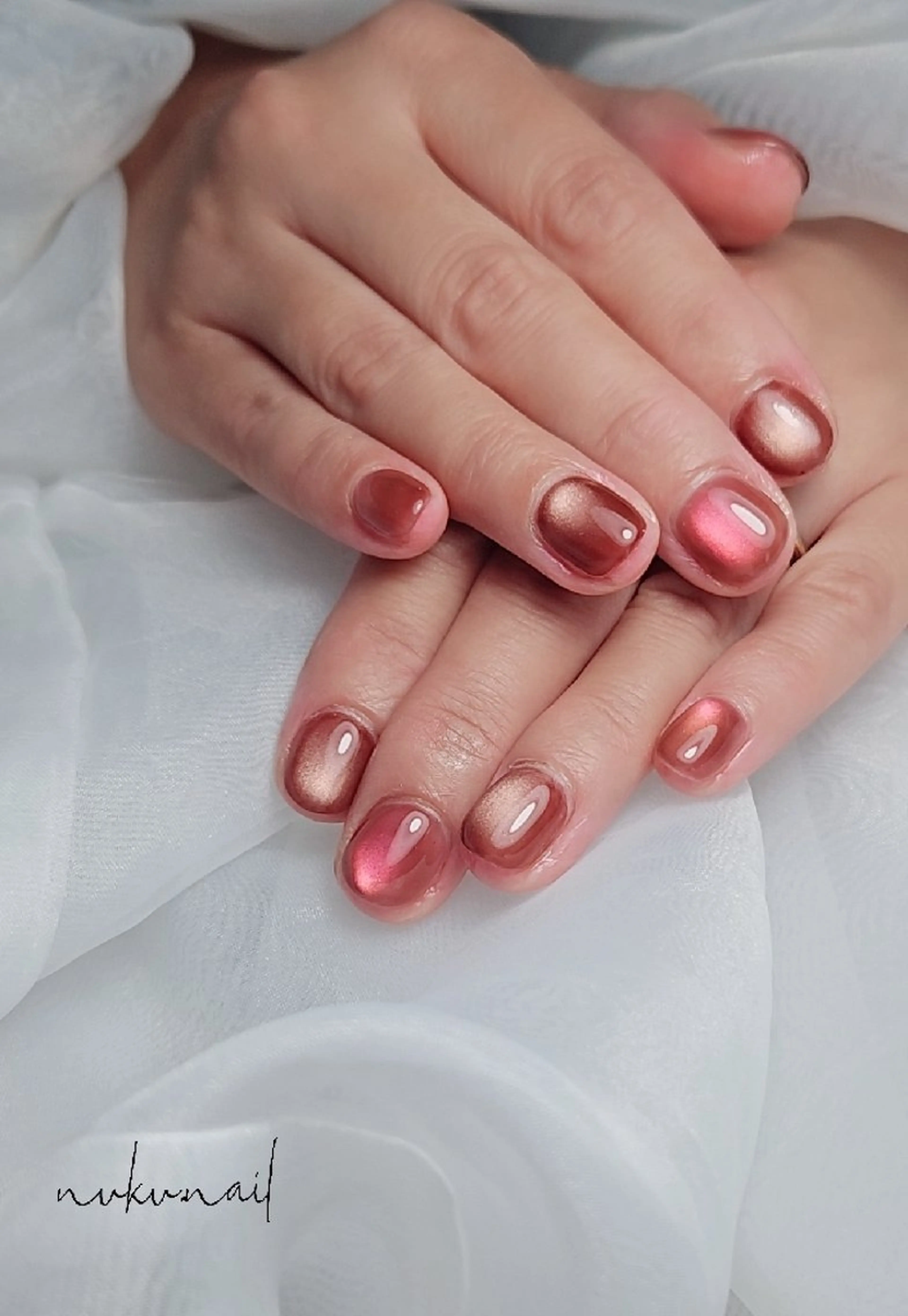 ネイル マグネットネイル マグネットワンカラー ワンカラーネイル nuku.nail 　namiのネイルデザイン