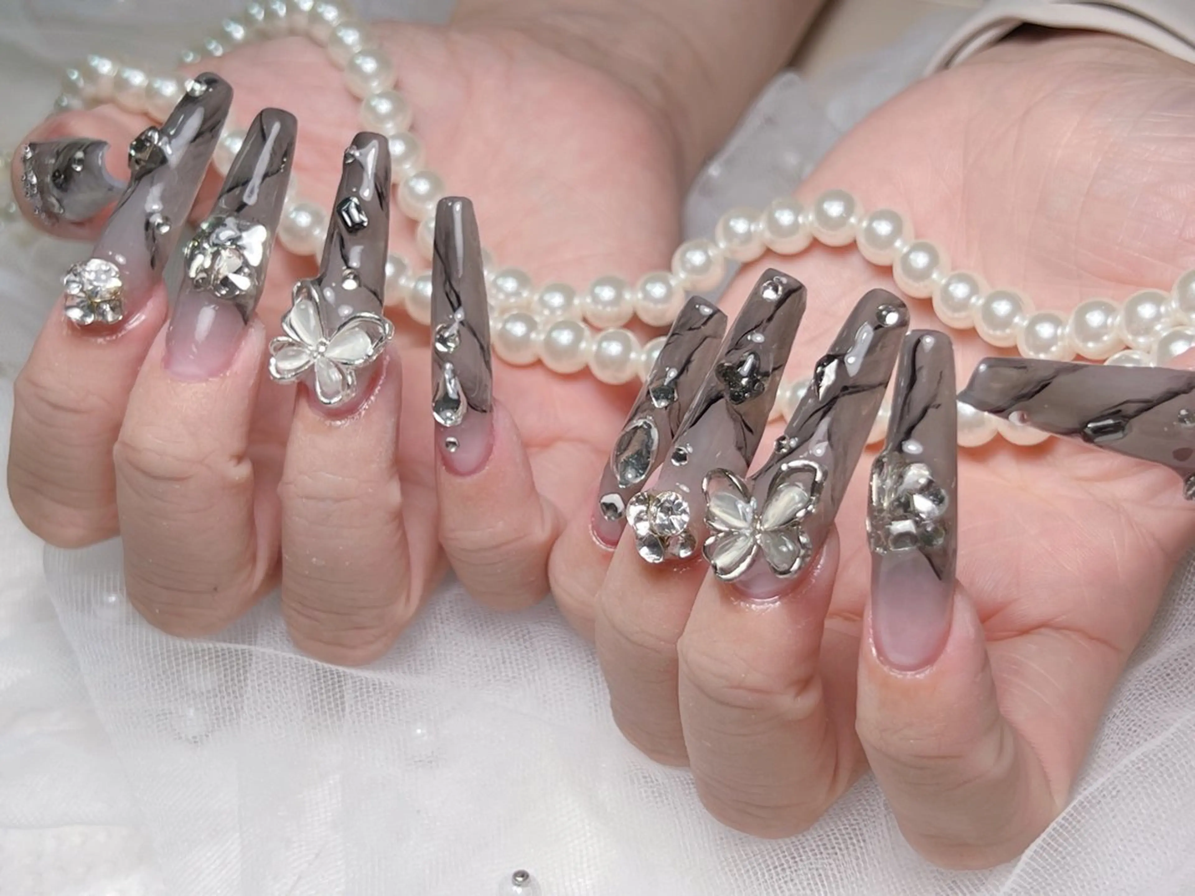 ネイル lucky nail 歌舞伎町のネイルデザイン