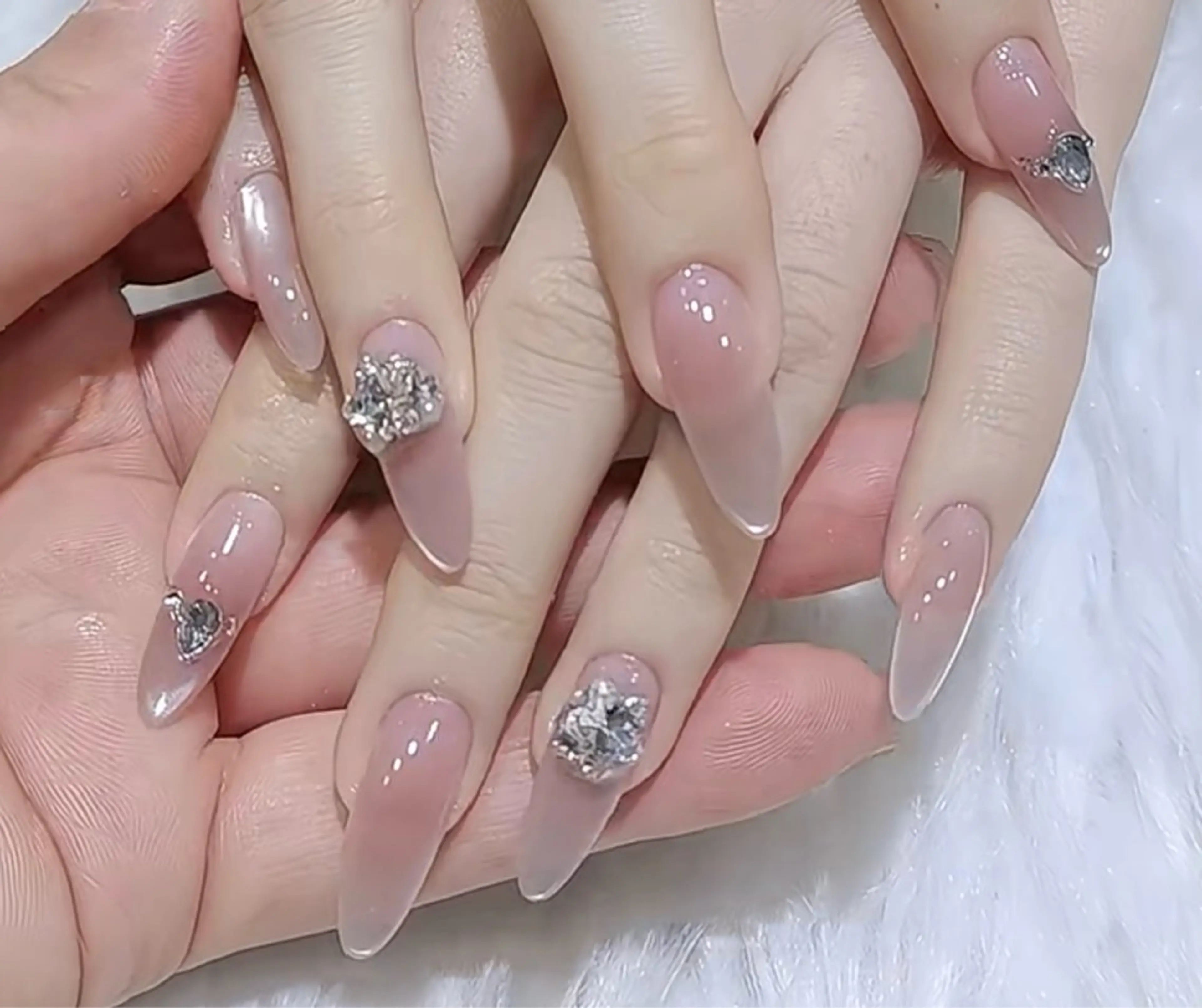 ネイル チークネイル 長さ出し フレンチネイル ガーリー 韓国ネイル SunNail池袋駅 ワンホンネイルのネイルデザイン