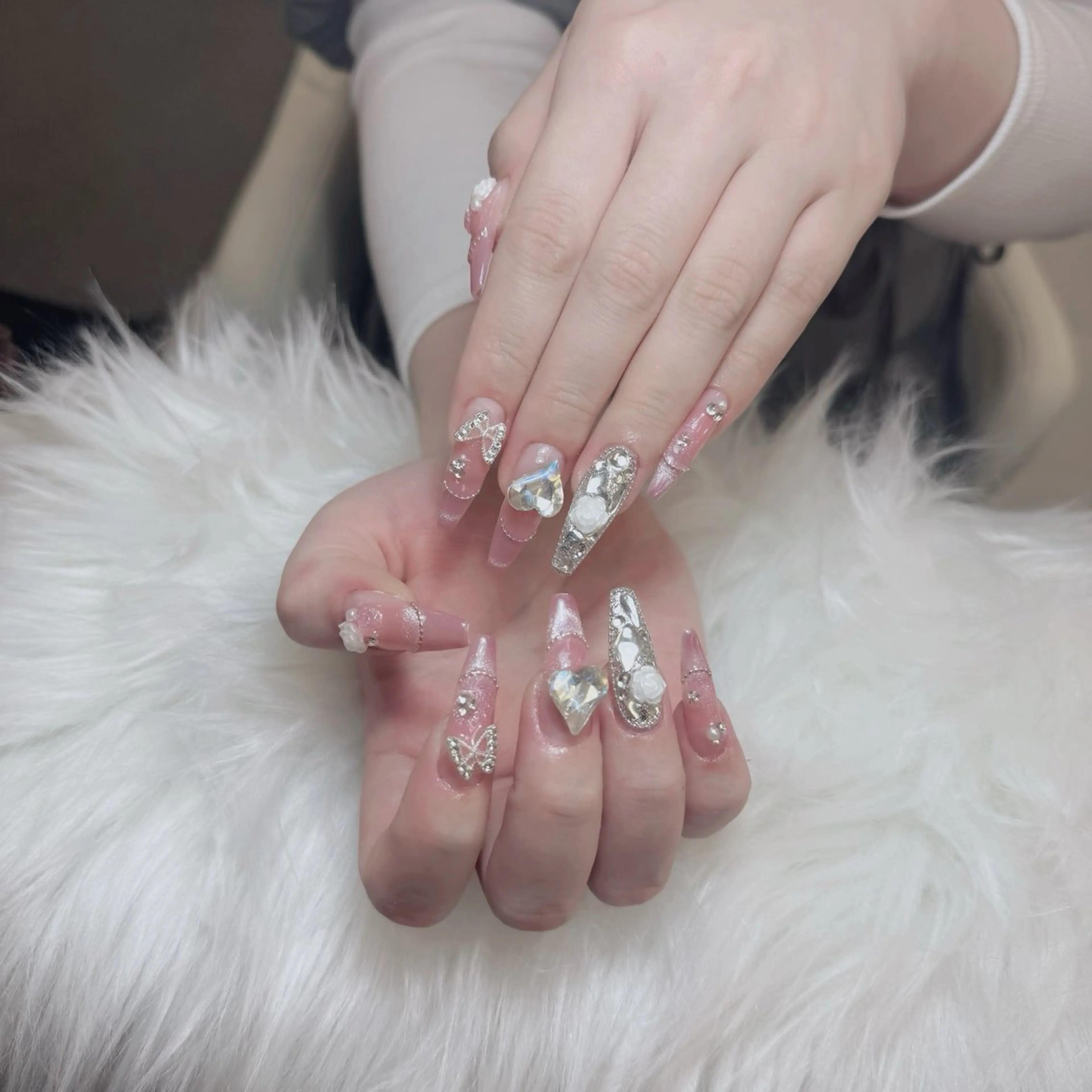 ネイル ジェルネイル 韓国ネイル マグネットネイル ネイルチップ 冬ネイル Lenie Nail Salonのネイルデザイン