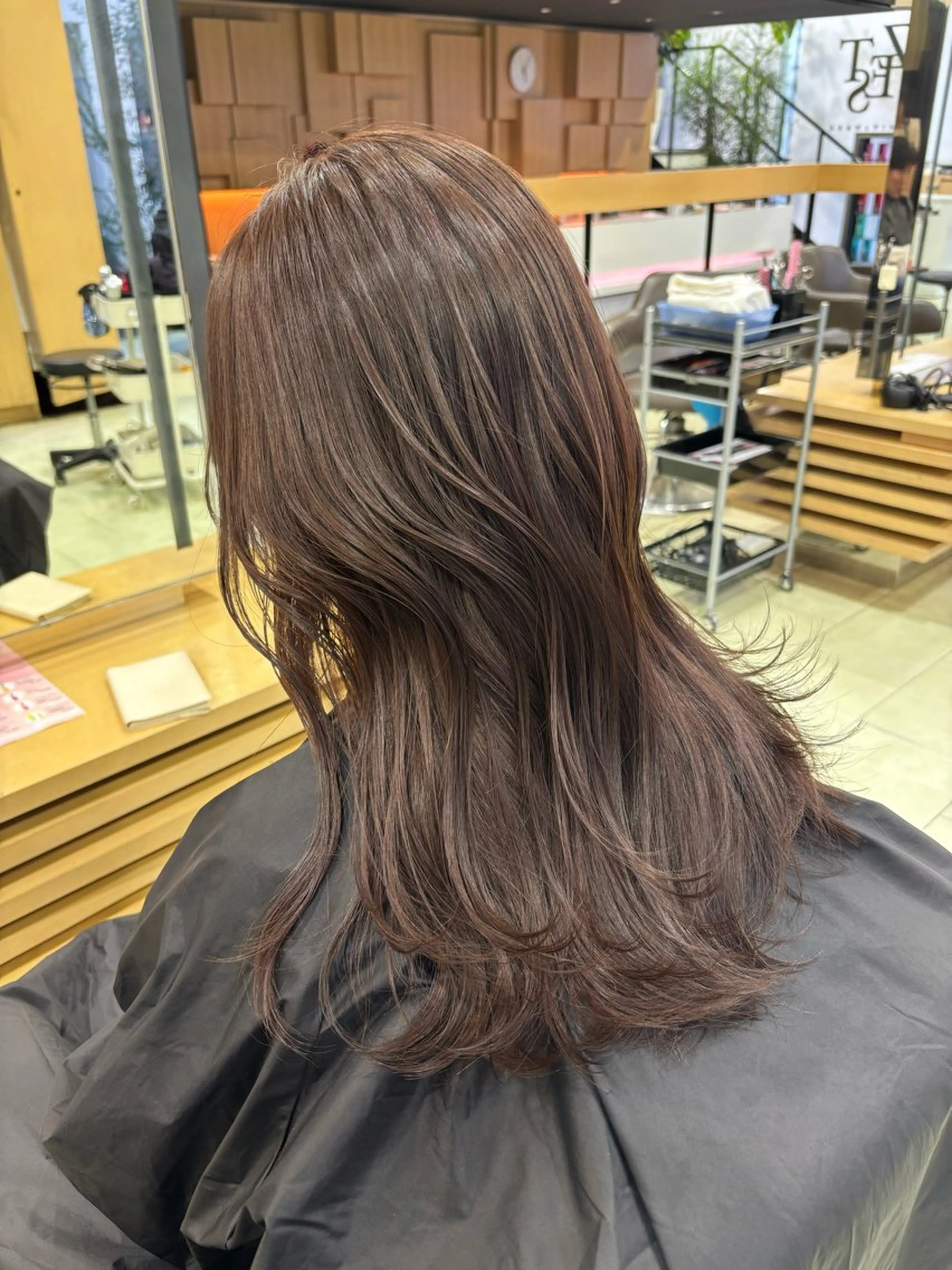 カラー ヘアカラー fameu / hinaの眉毛・アイブロウイメージ