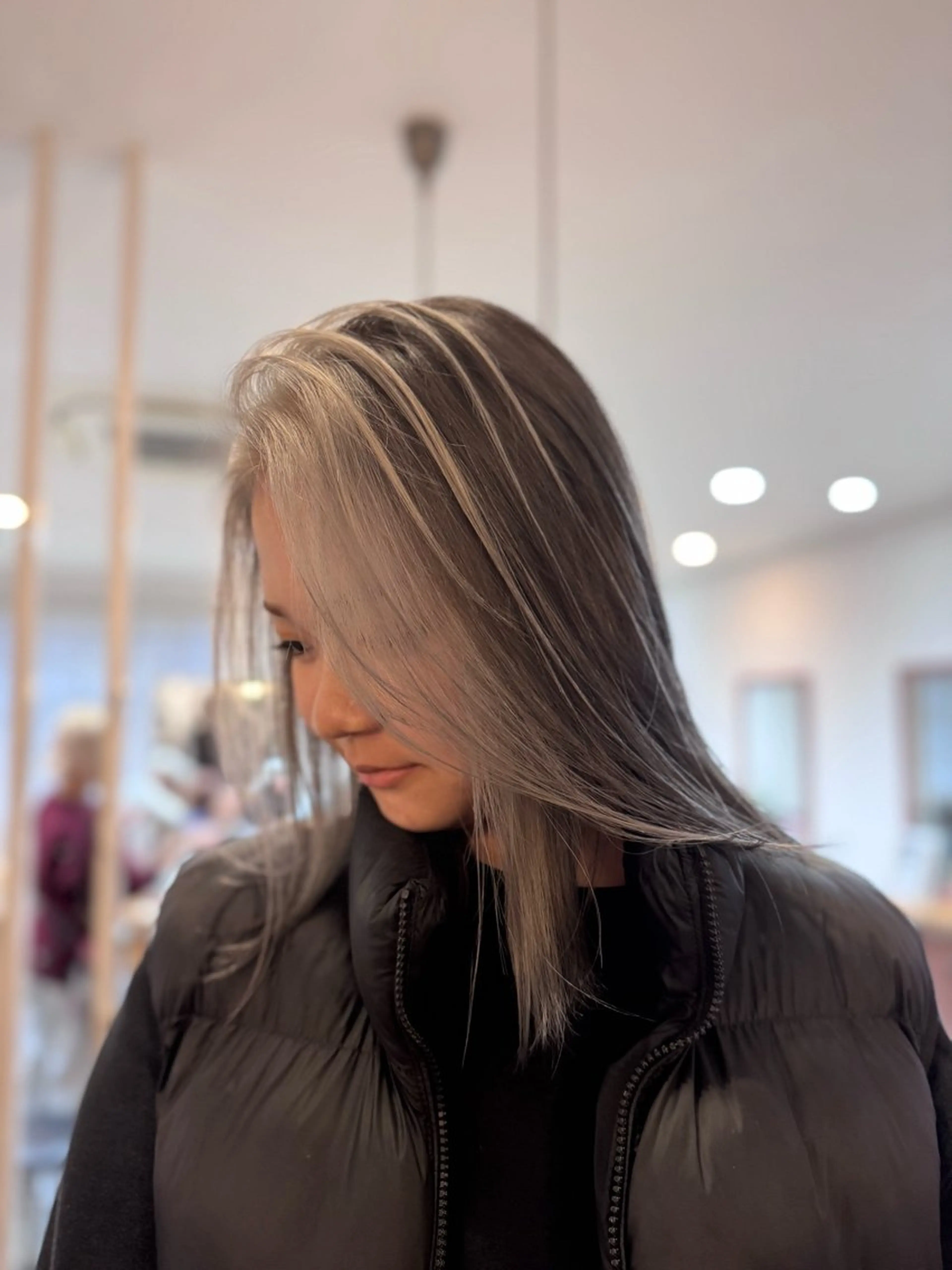 セミロング カラー ミストバング  フェイスフレーミング ヘアカラー REVE by figaro所属・福井 珠乃のヘアスタイル